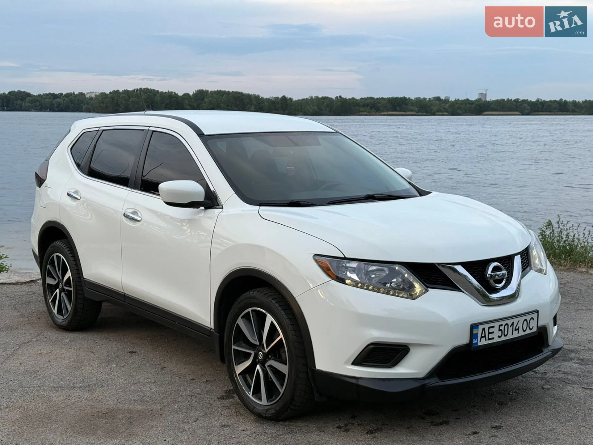 2016 Nissan Rogue - мініатюра 3