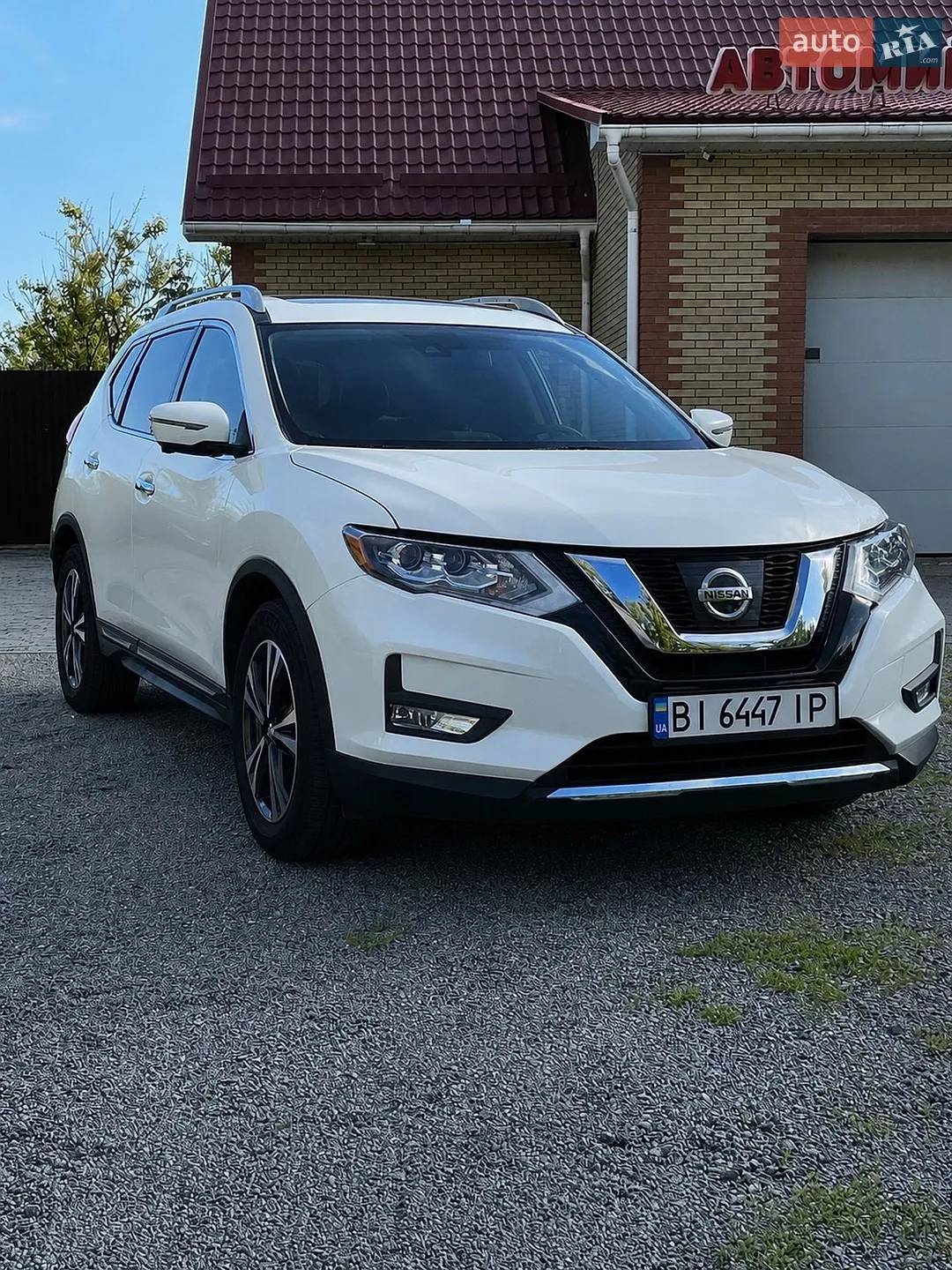 2017 Nissan Rogue - фото 1