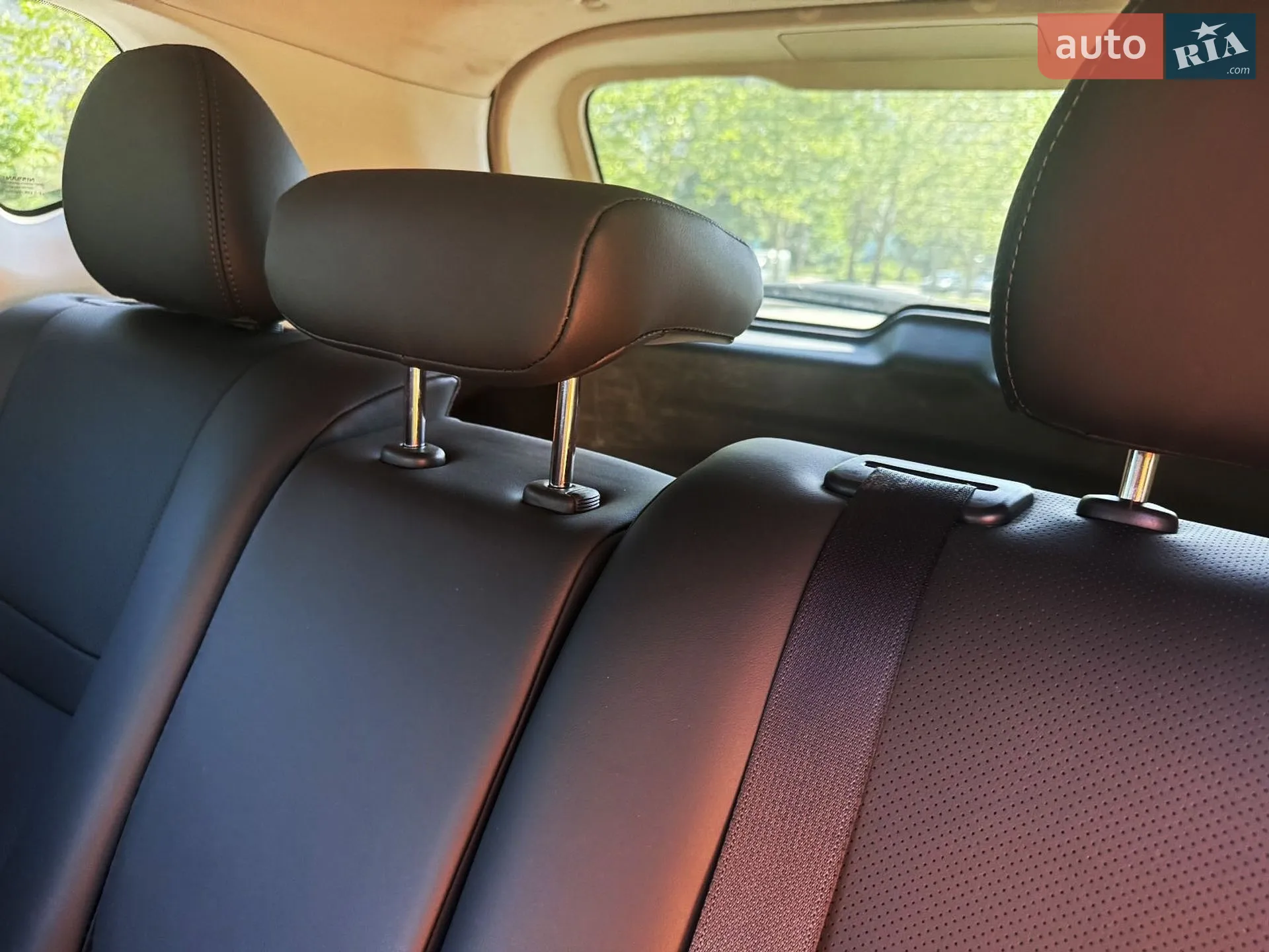 2017 Nissan Rogue - мініатюра 12