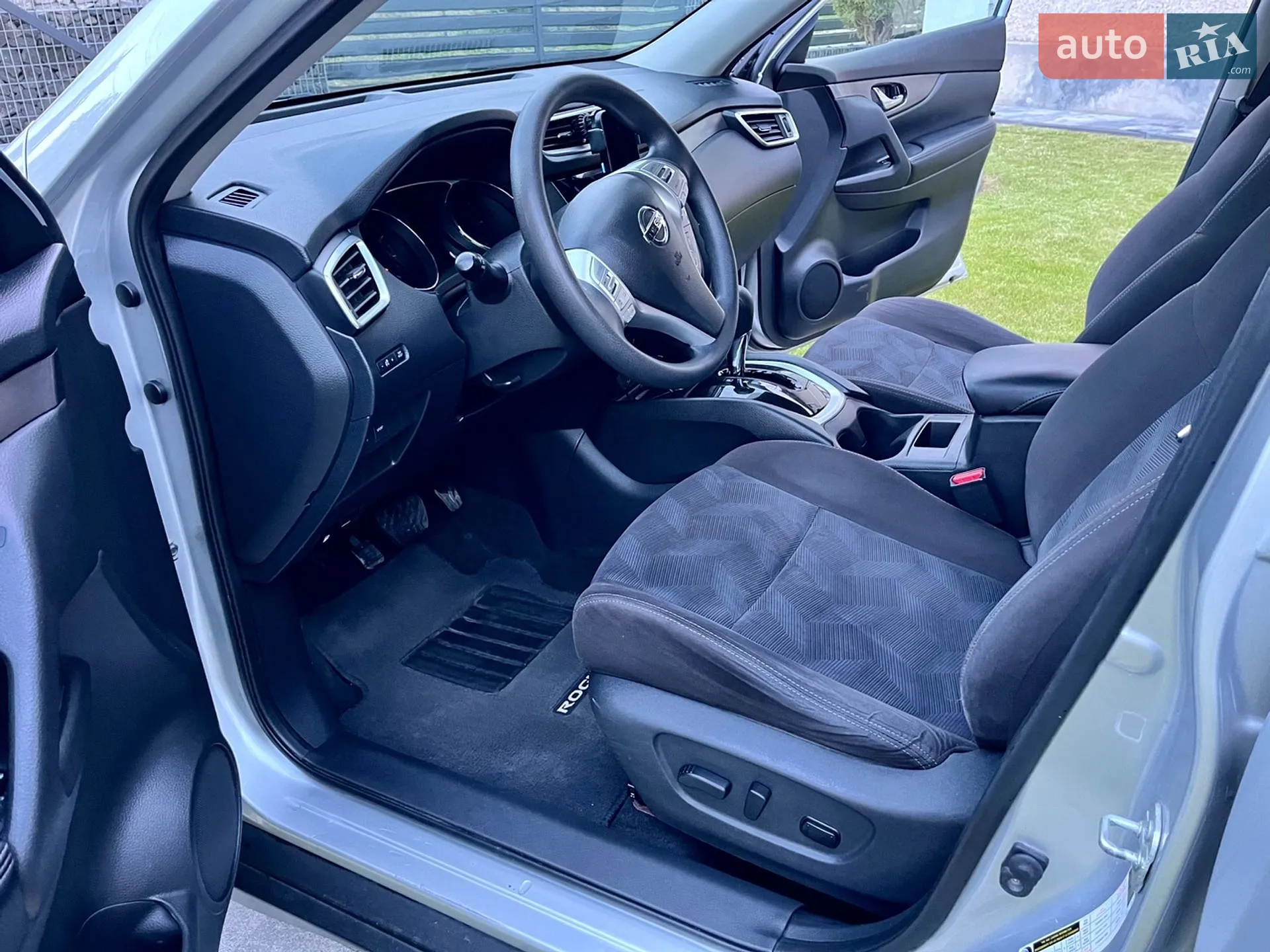 2015 Nissan Rogue - мініатюра 9