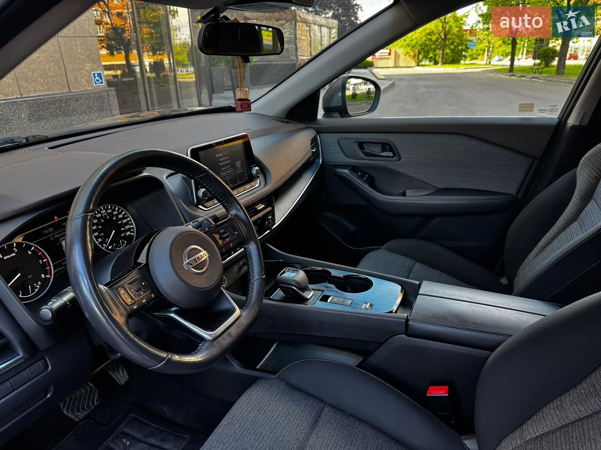 2020 Nissan Rogue - мініатюра 12