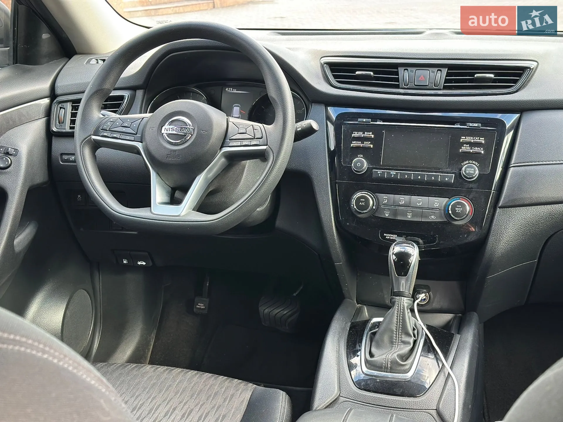 2017 Nissan Rogue - мініатюра 25