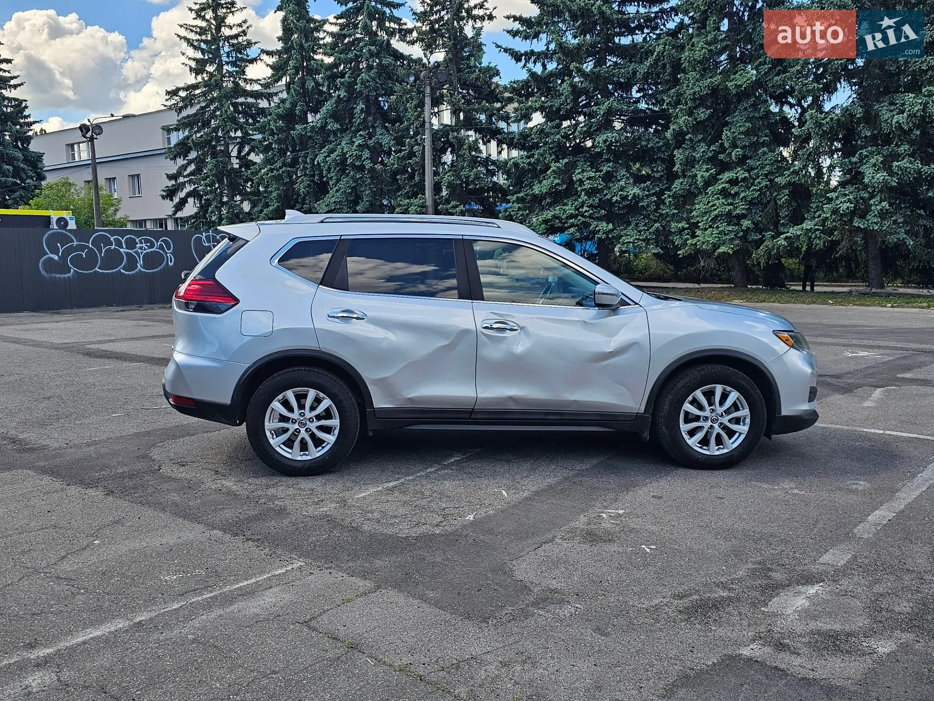 2017 Nissan Rogue - мініатюра 8