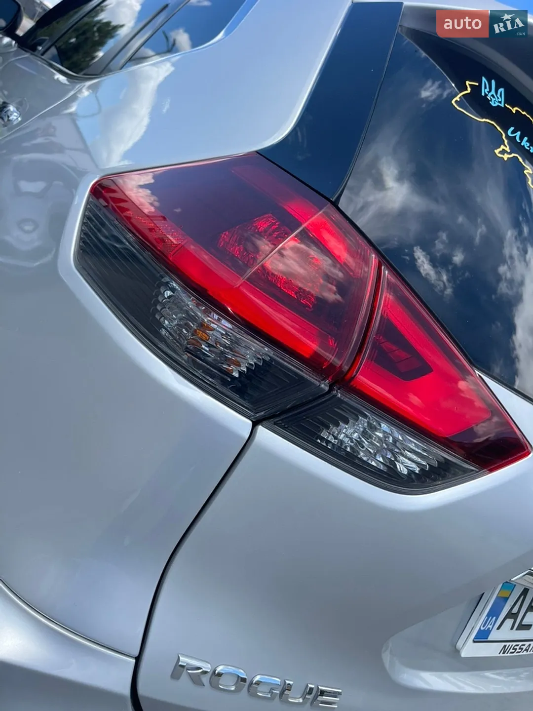 2017 Nissan Rogue - мініатюра 8