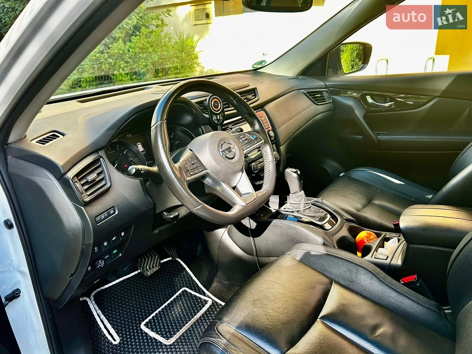 2018 Nissan Rogue - мініатюра 15