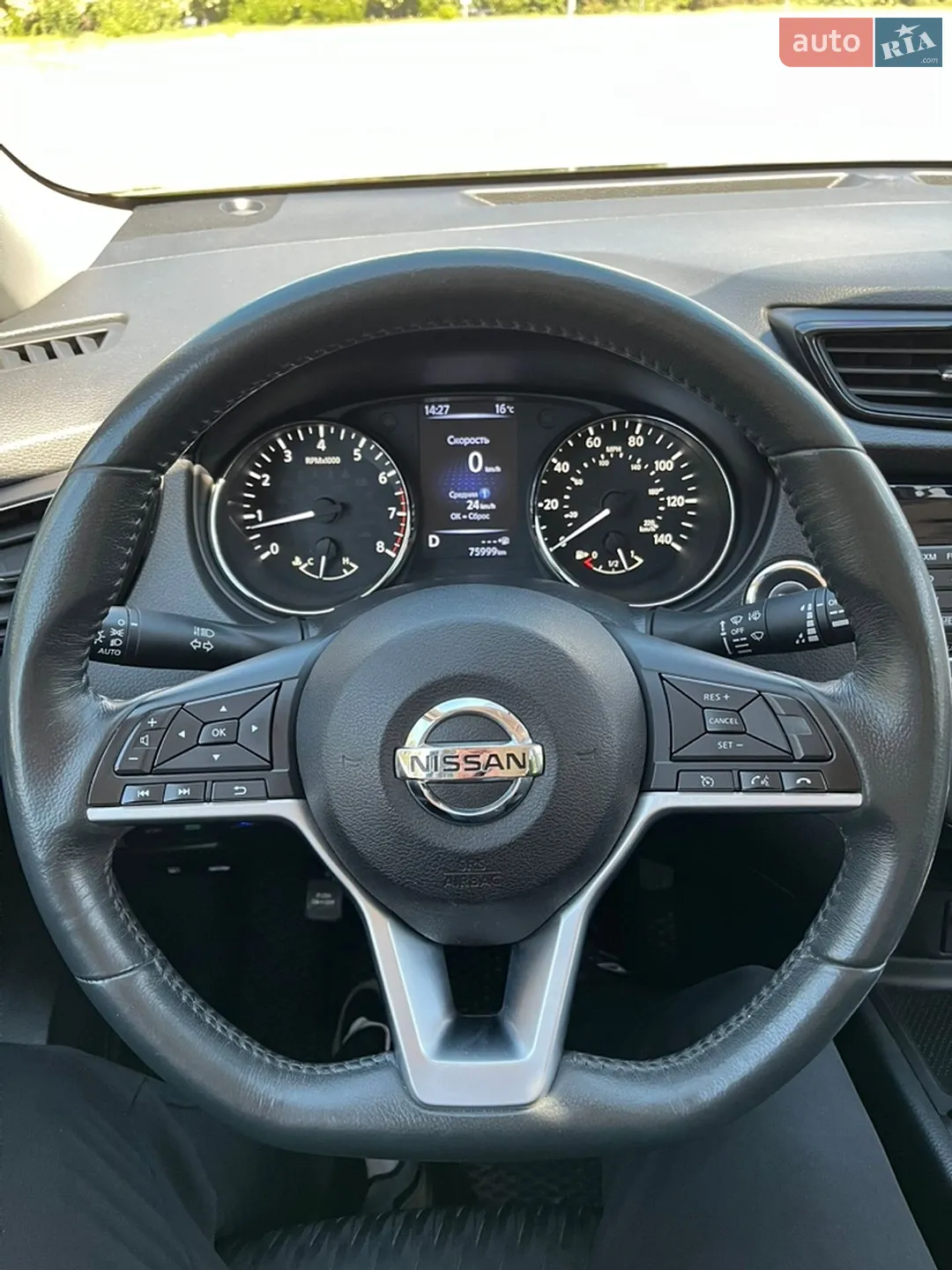 2017 Nissan Rogue - мініатюра 16