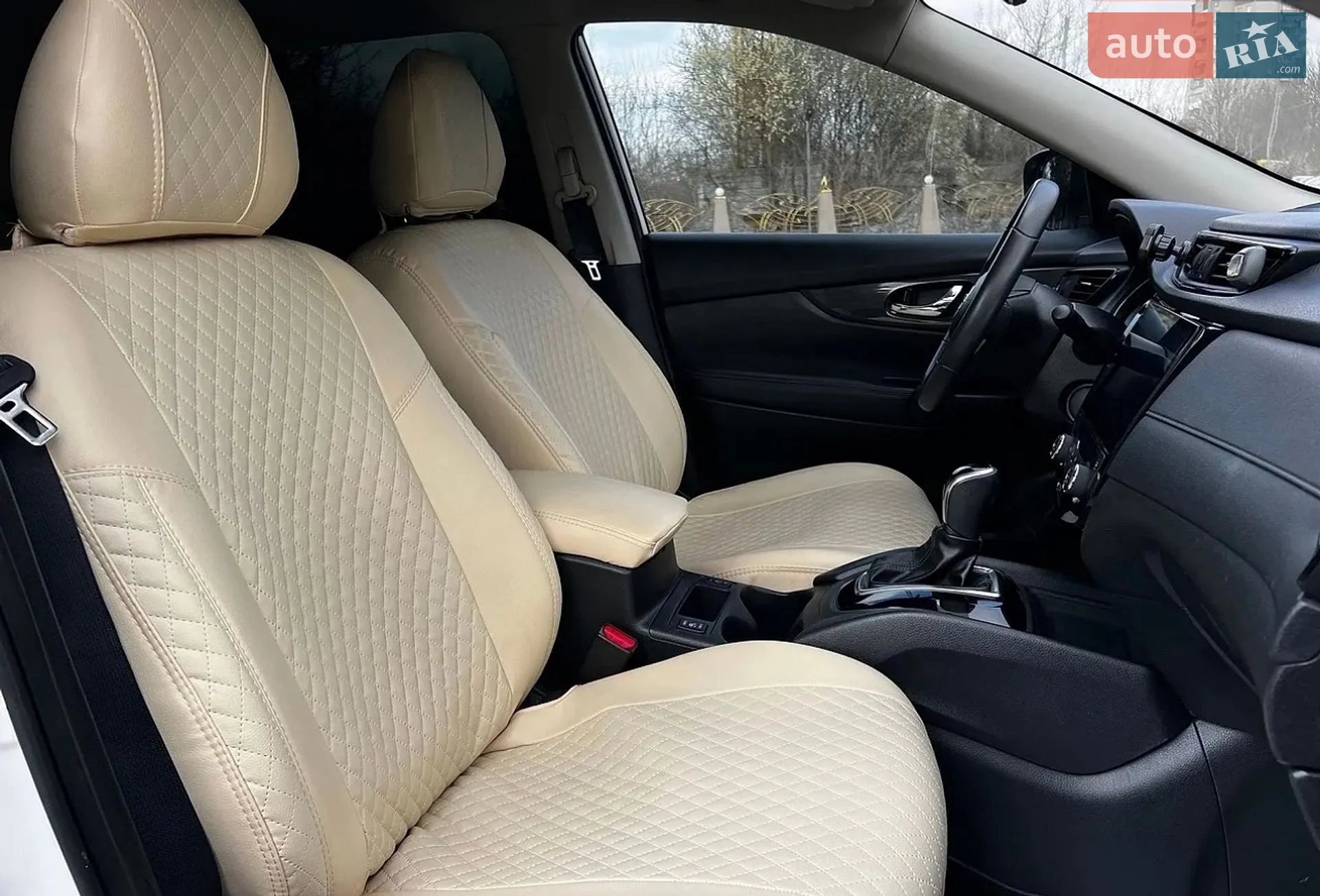 2017 Nissan Rogue - мініатюра 14