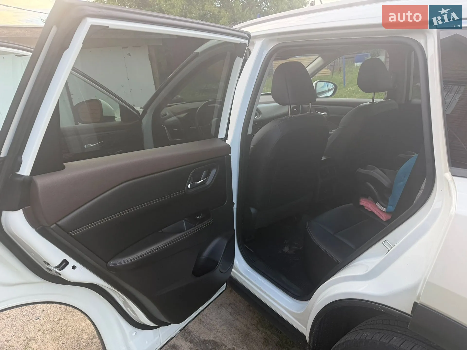 2023 Nissan Rogue - мініатюра 9
