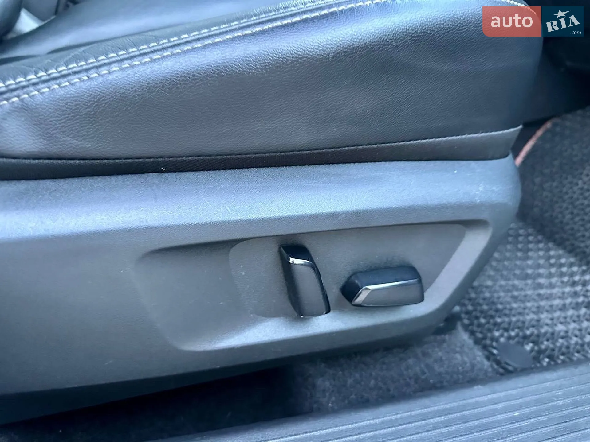 2021 Nissan Rogue - мініатюра 21