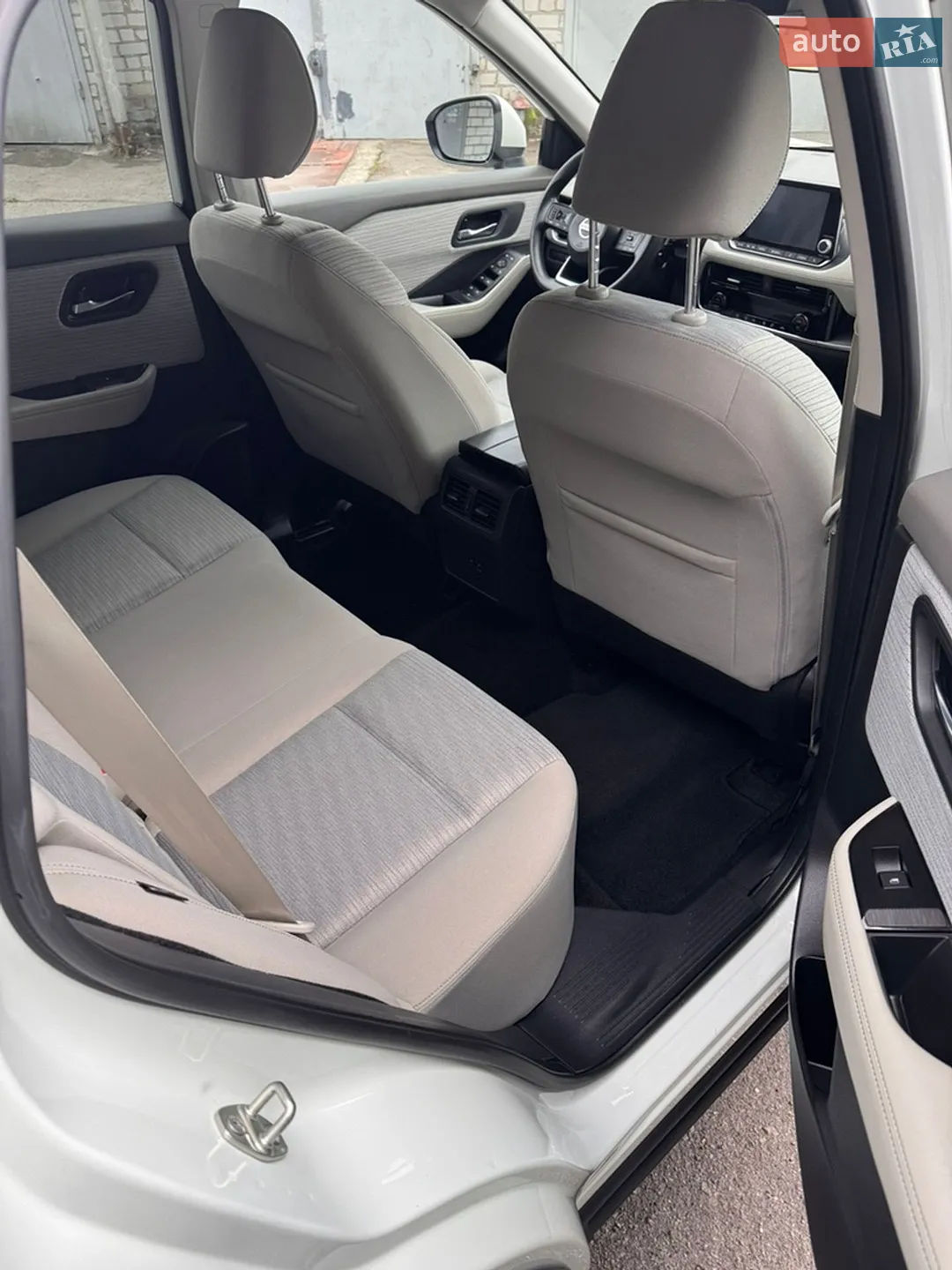 2020 Nissan Rogue - мініатюра 16