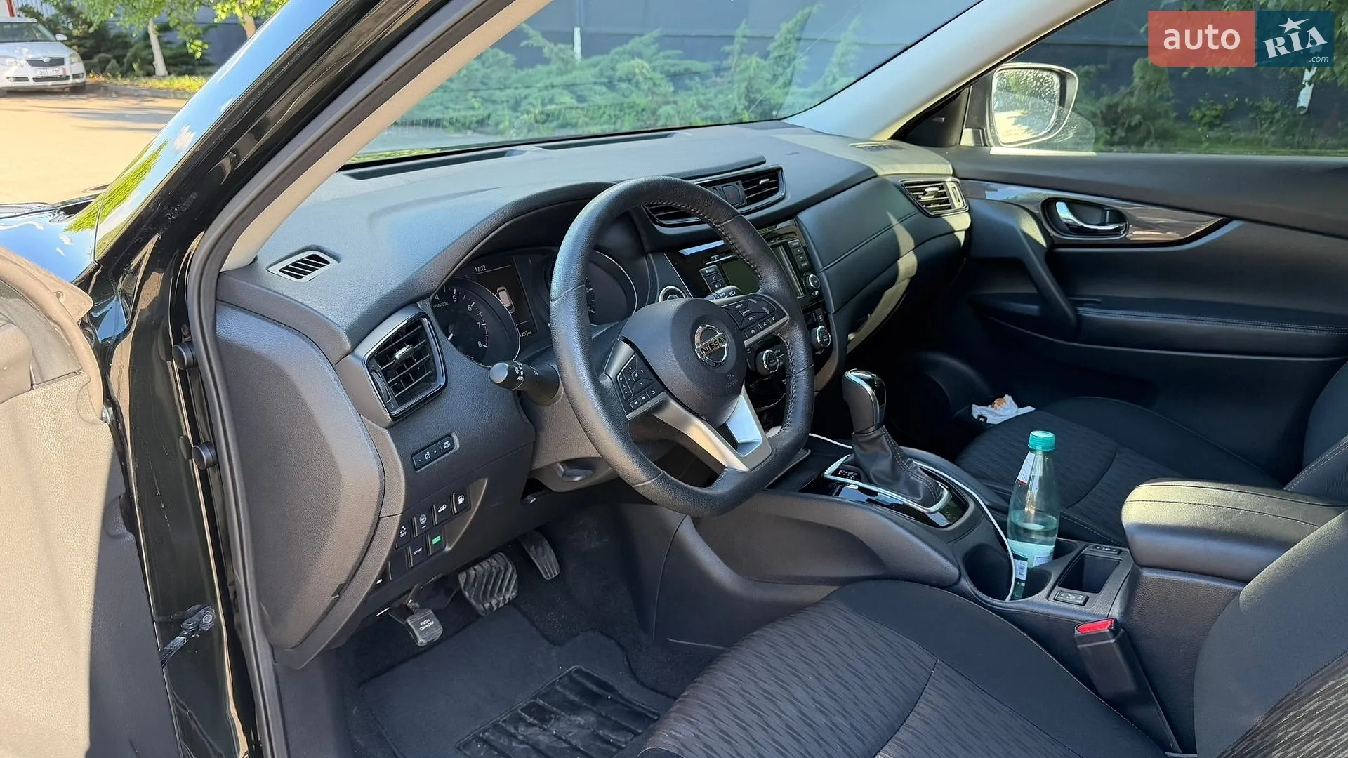 2019 Nissan Rogue - мініатюра 18