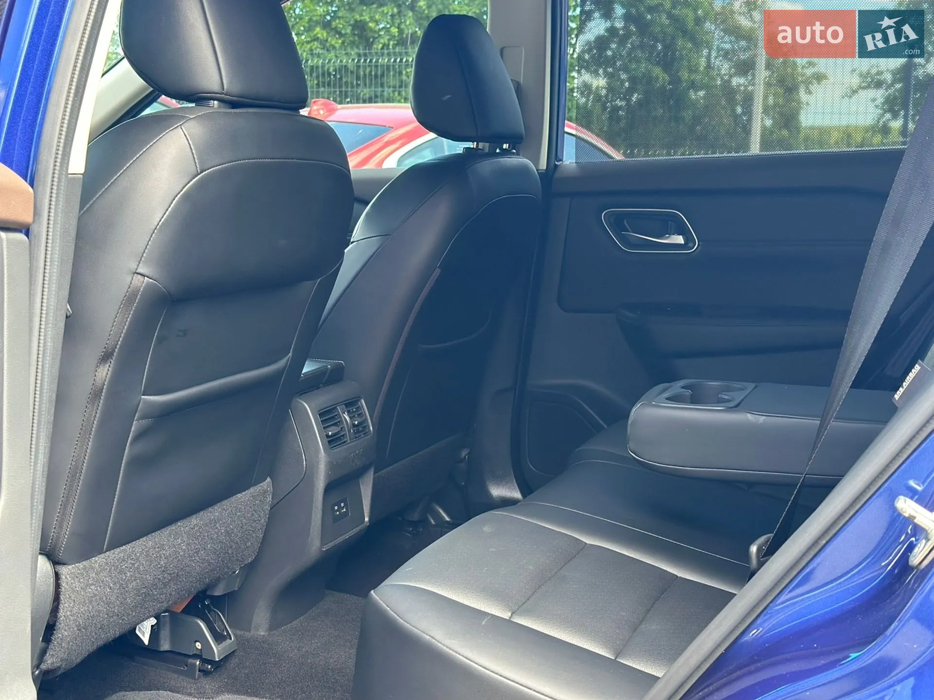 2021 Nissan Rogue - мініатюра 16