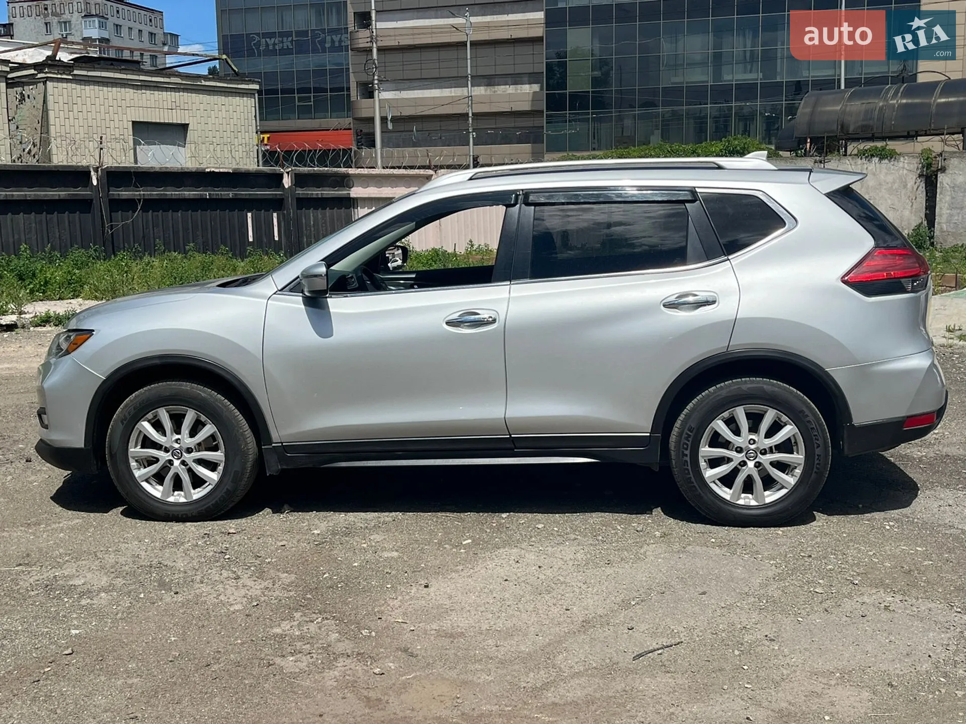 2017 Nissan Rogue - мініатюра 3