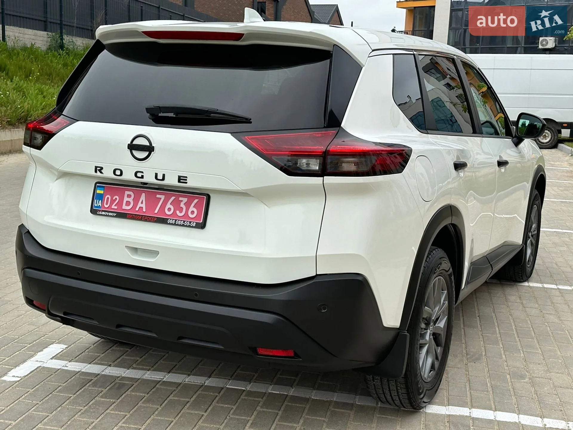 2021 Nissan Rogue - мініатюра 10
