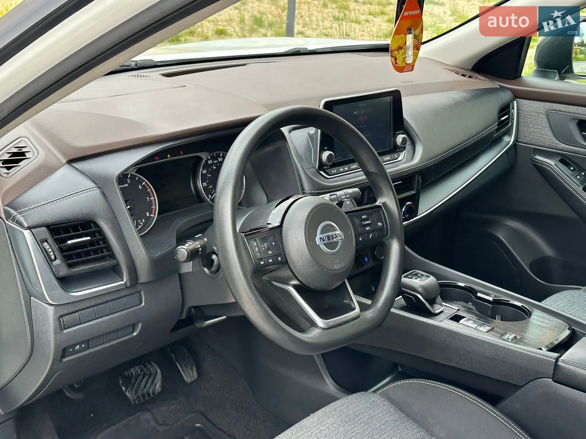 2021 Nissan Rogue - мініатюра 23