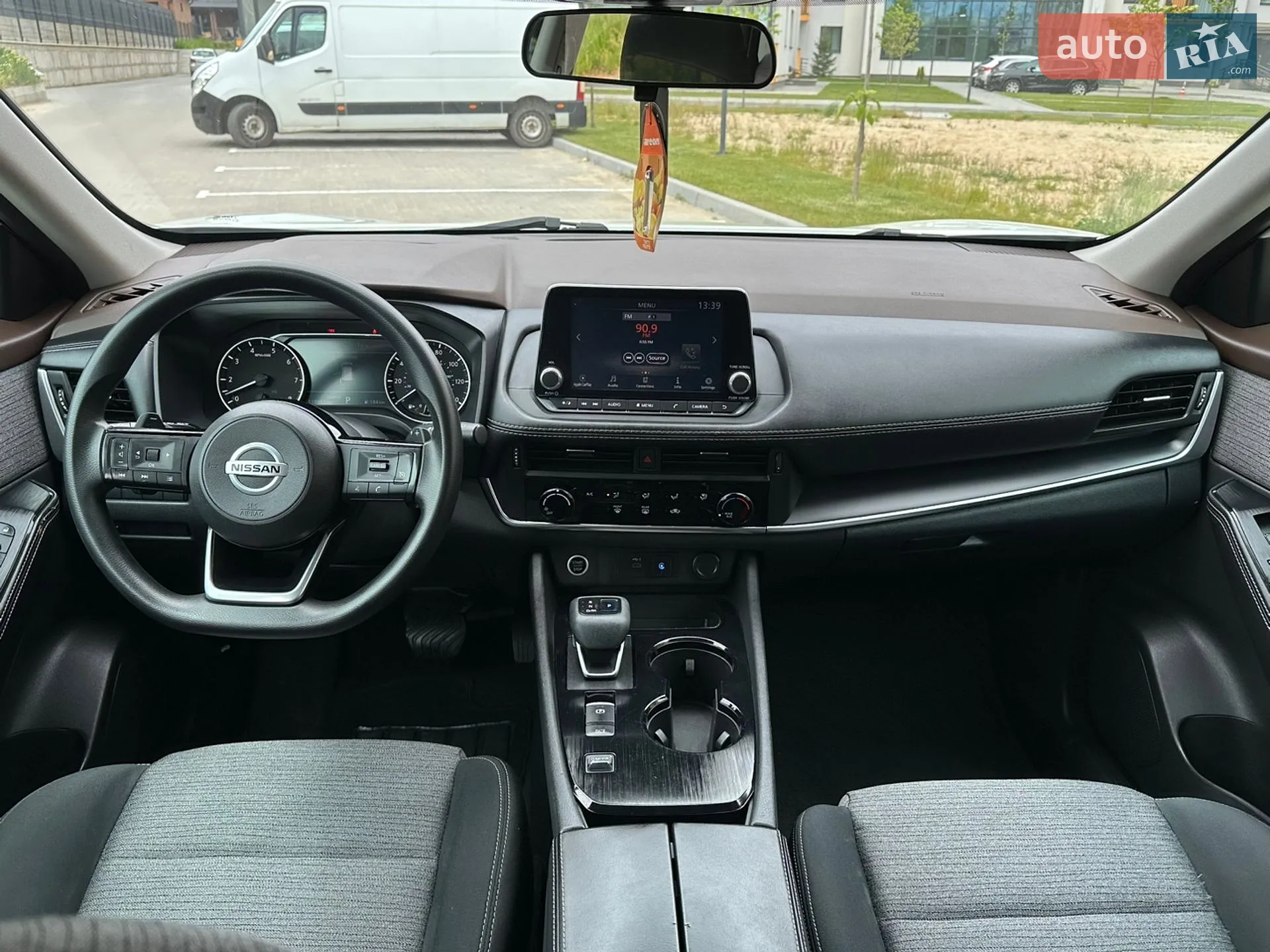 2021 Nissan Rogue - мініатюра 32