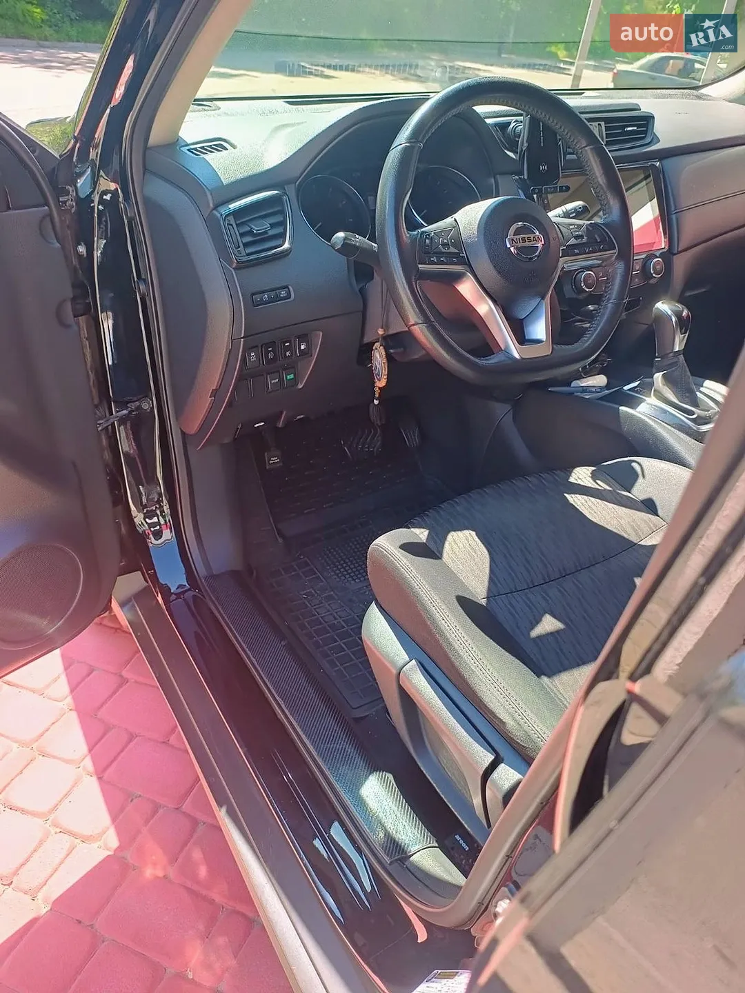 2018 Nissan Rogue - мініатюра 11
