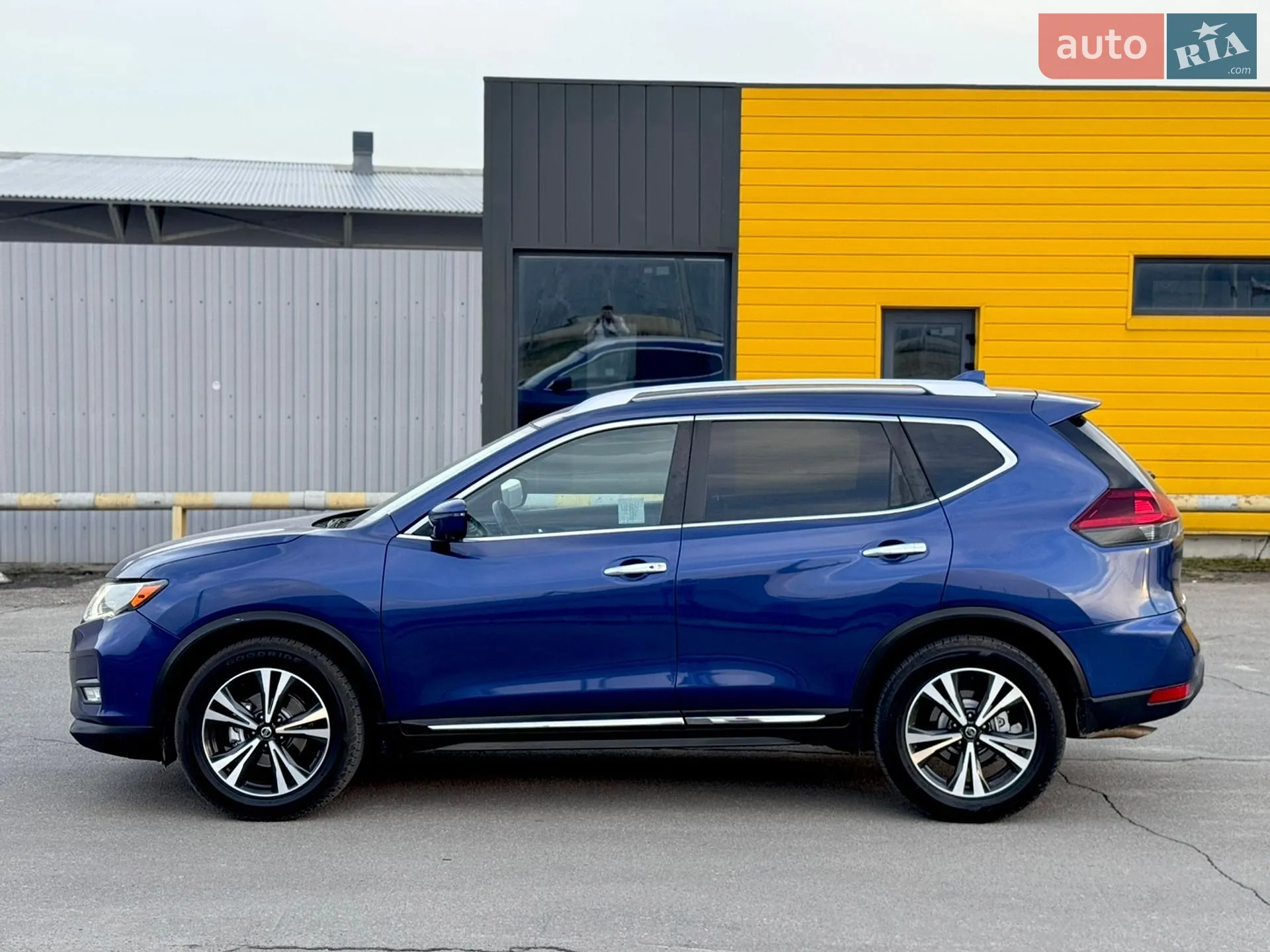 2018 Nissan Rogue - мініатюра 8