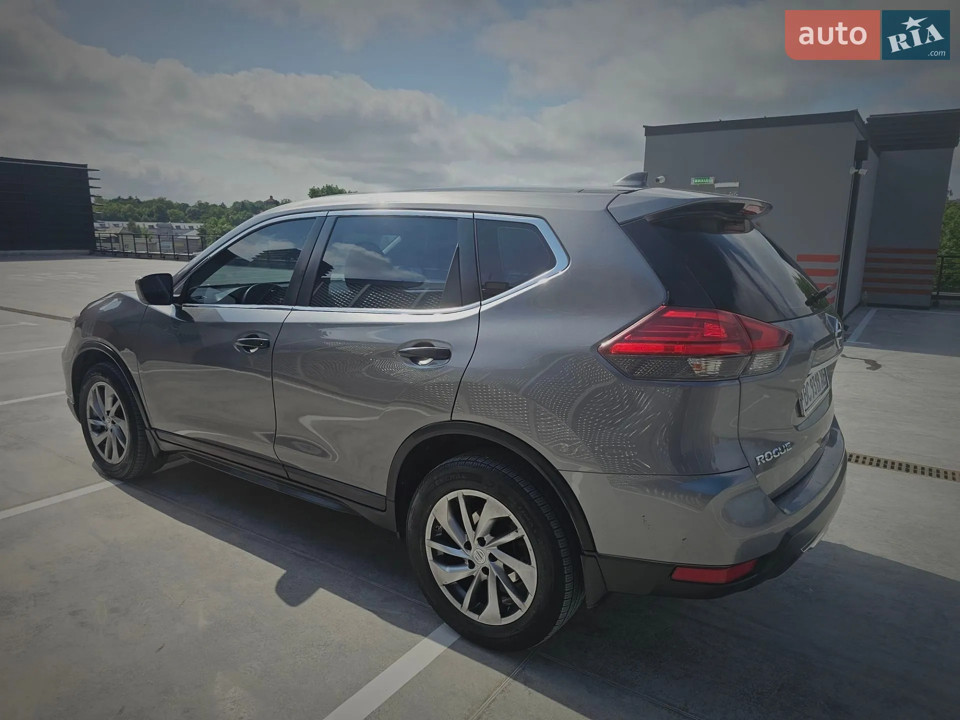 2017 Nissan Rogue - мініатюра 4