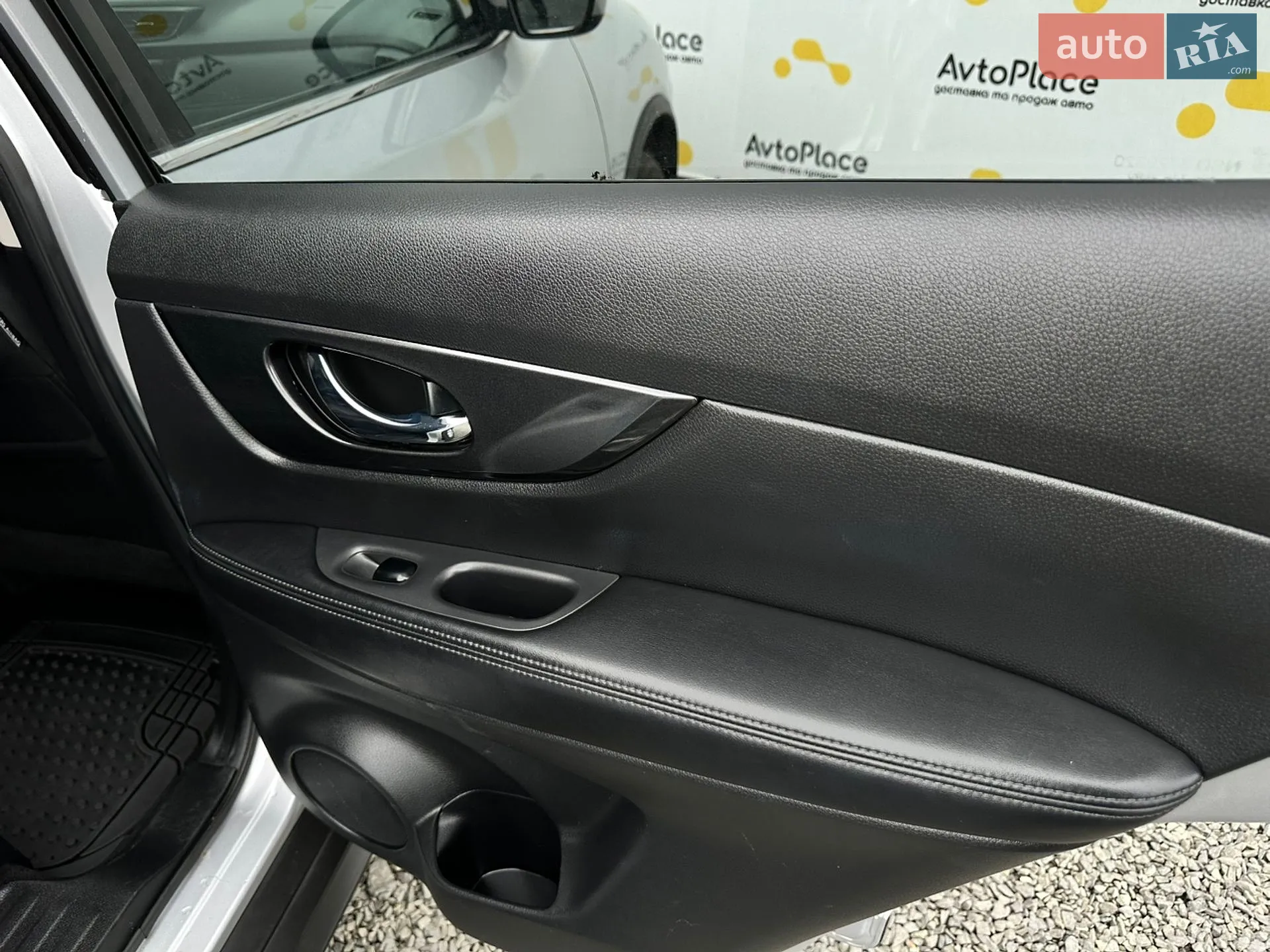 2017 Nissan Rogue - мініатюра 33