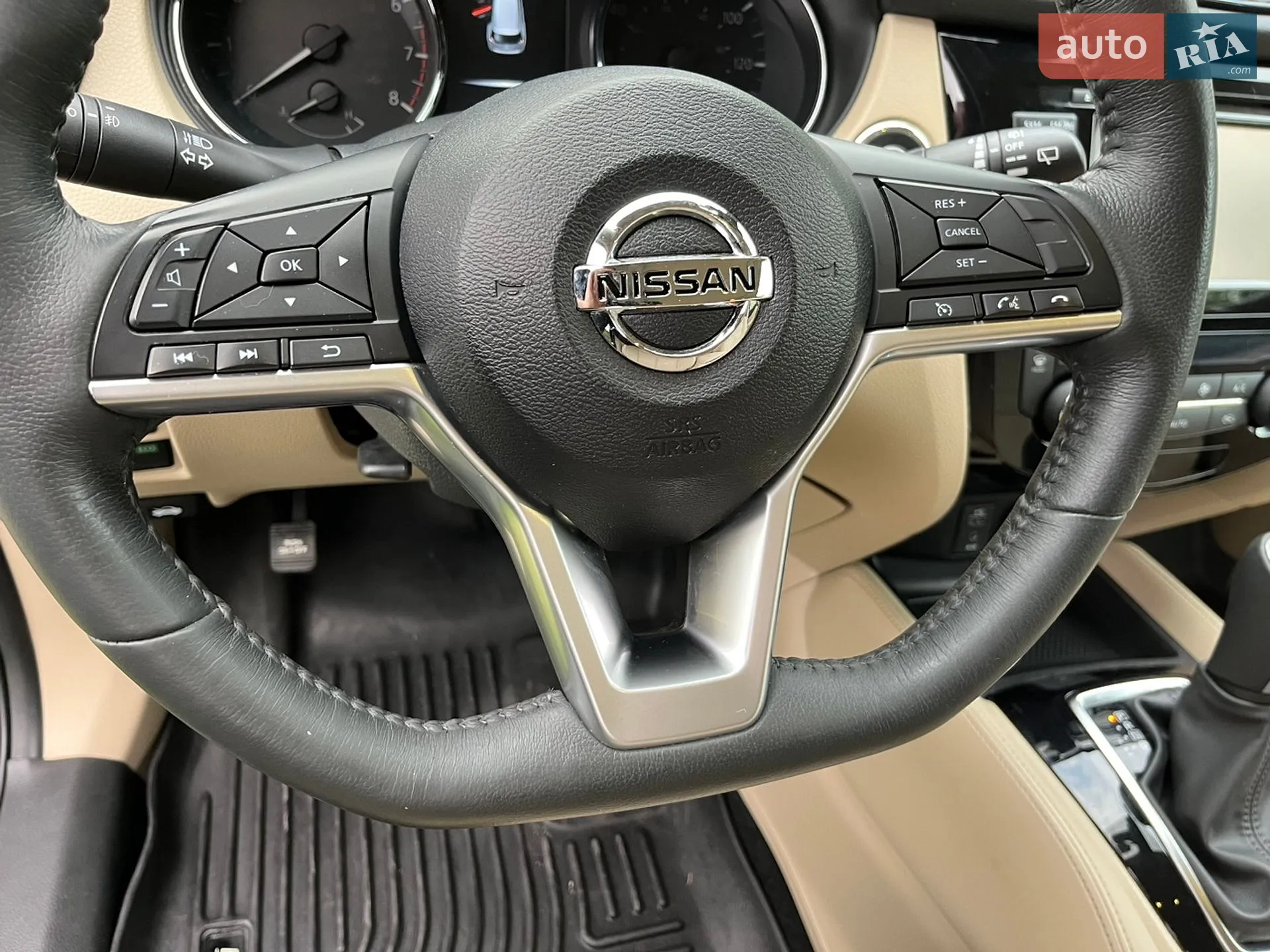 2017 Nissan Rogue - мініатюра 33