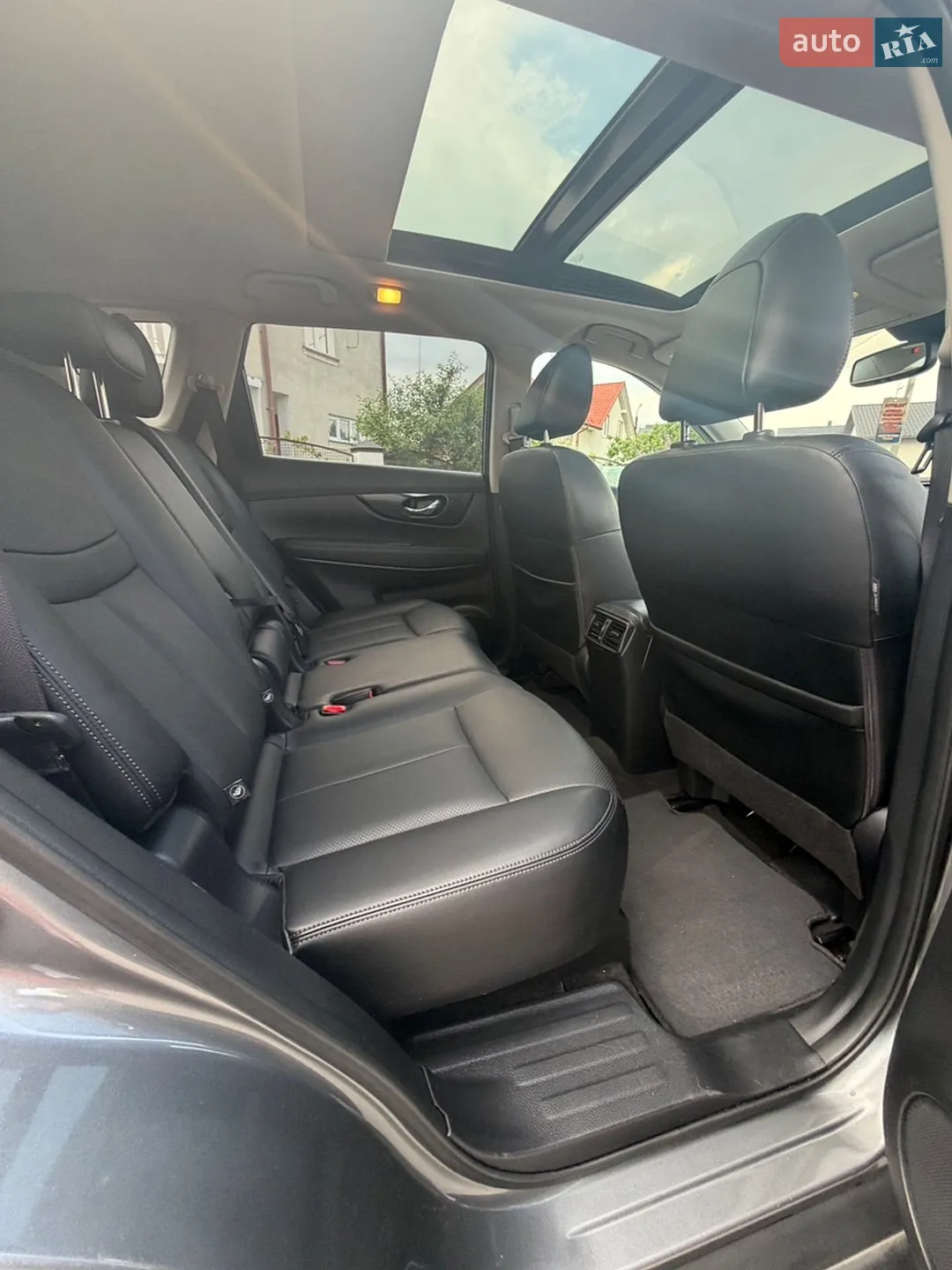 2017 Nissan Rogue - мініатюра 10