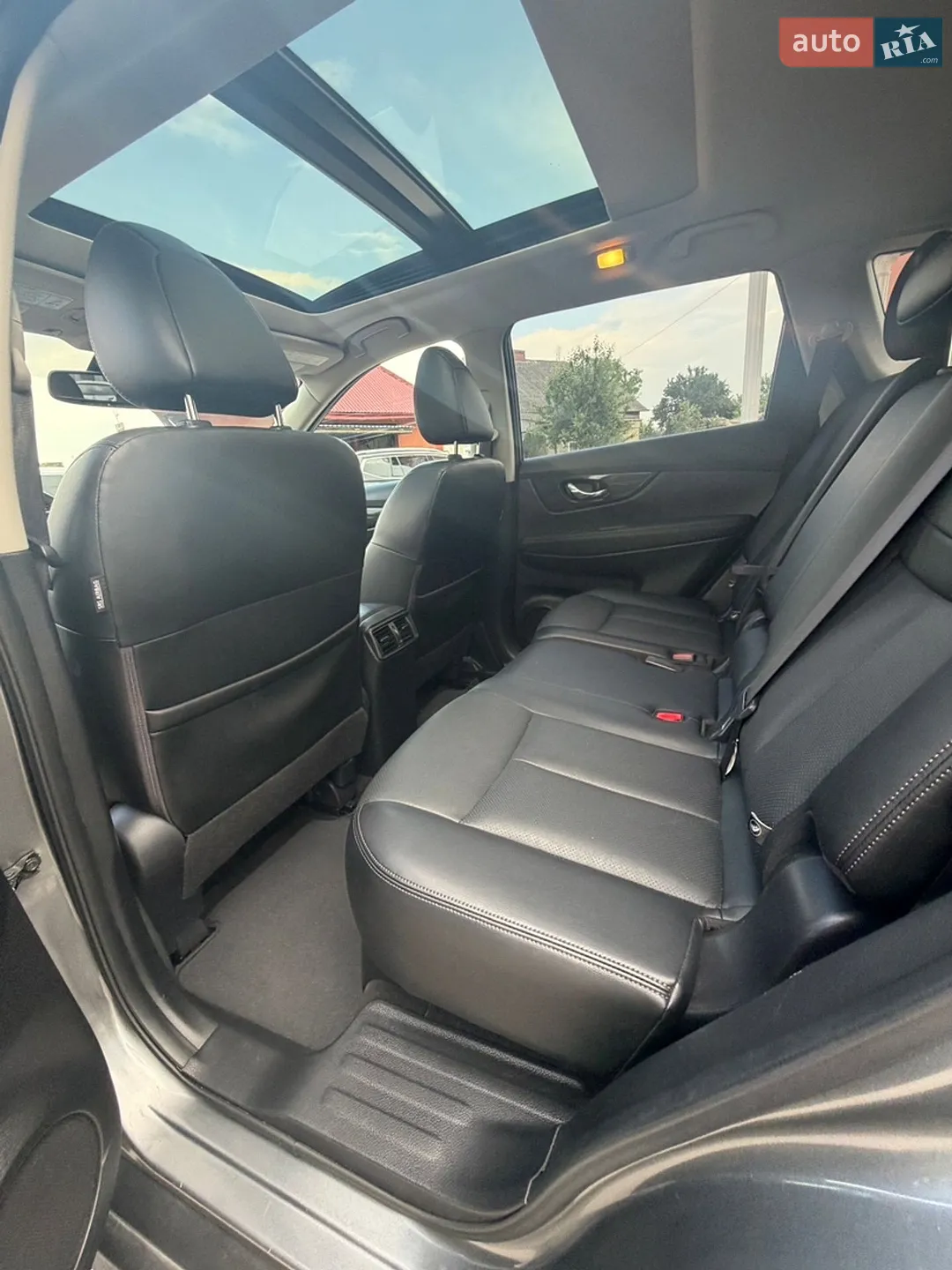 2017 Nissan Rogue - мініатюра 15
