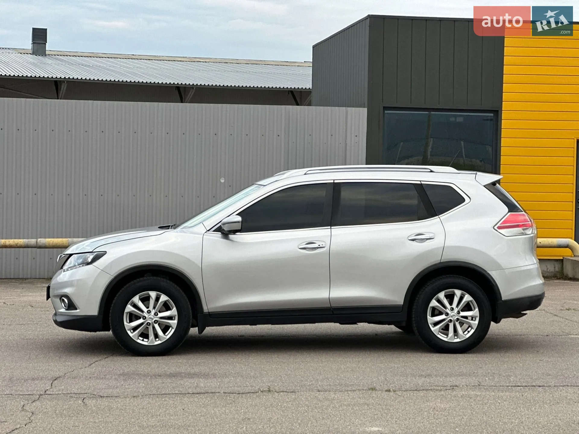 2016 Nissan Rogue - мініатюра 12