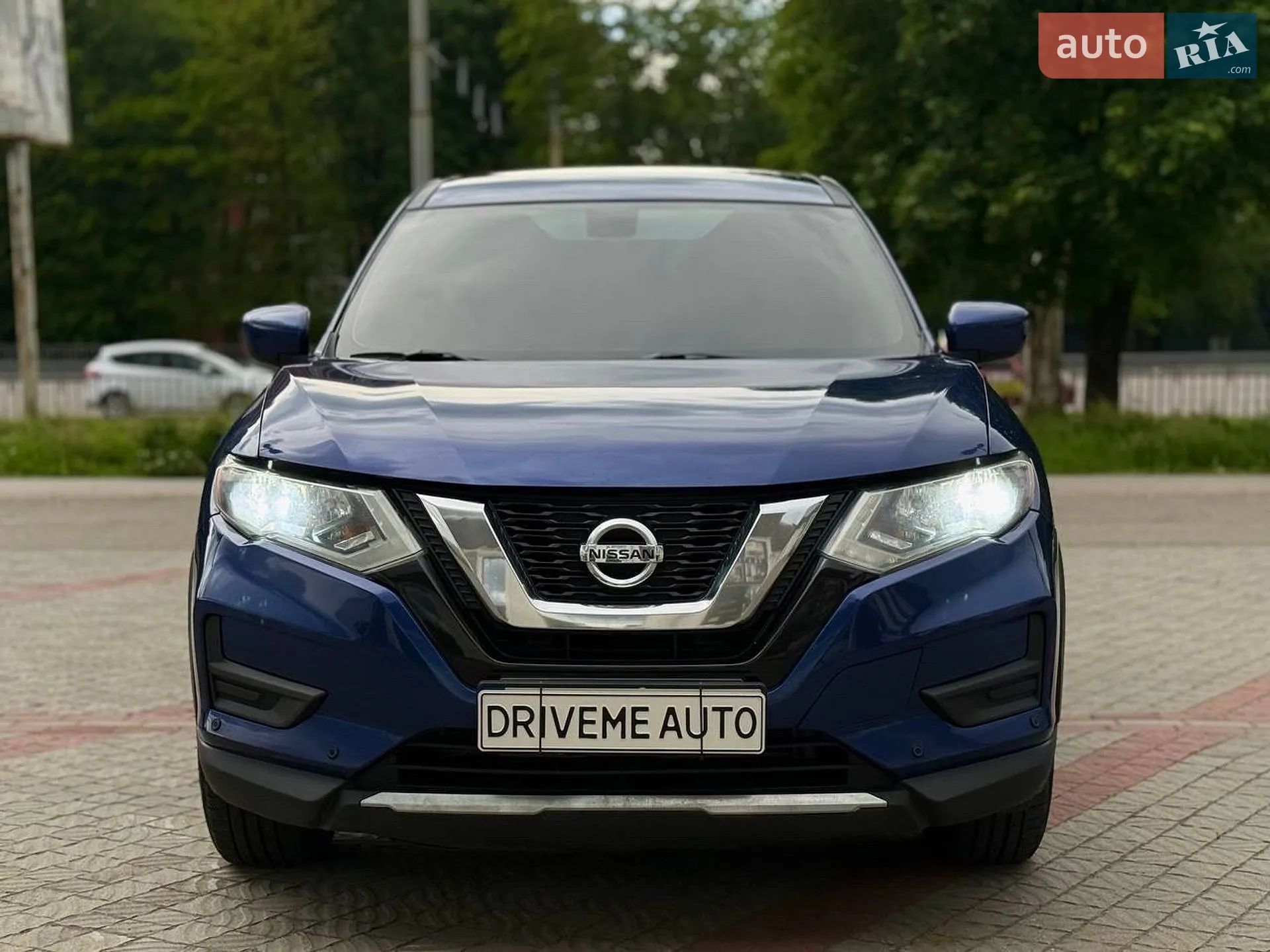 2016 Nissan Rogue - мініатюра 2
