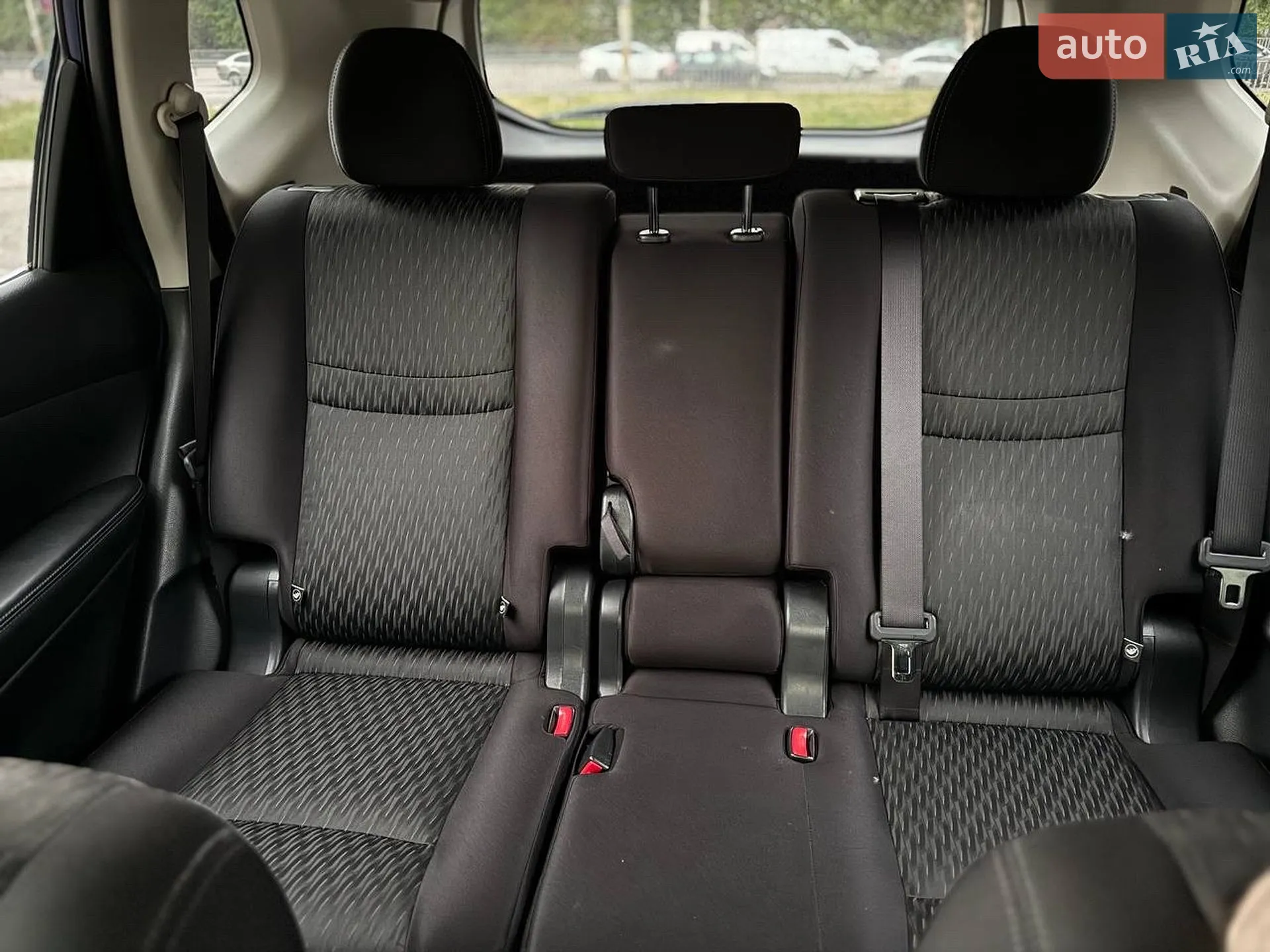 2016 Nissan Rogue - мініатюра 27