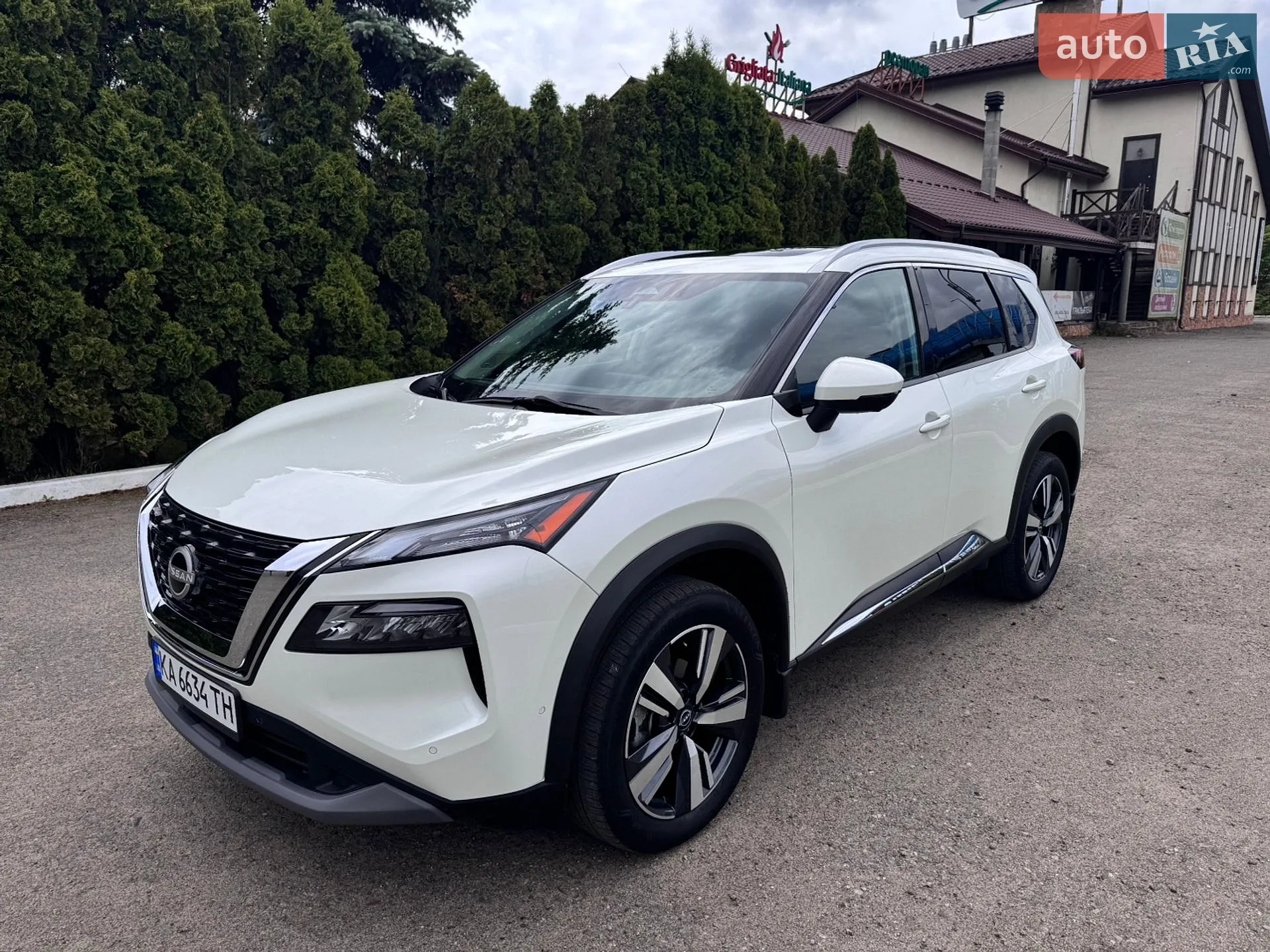 2023 Nissan Rogue - фото 1