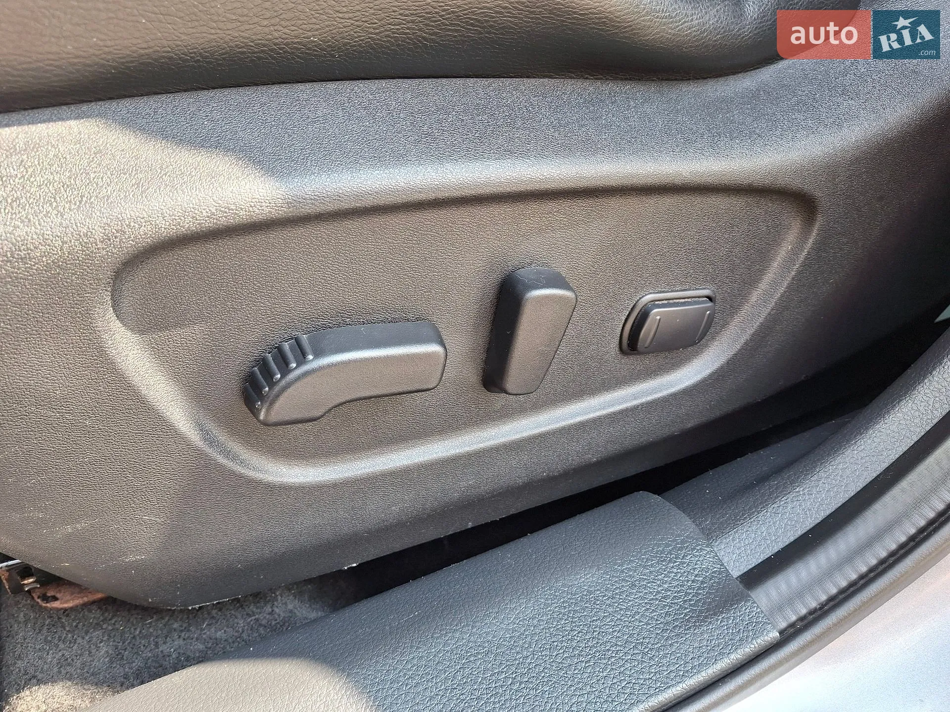 2016 Nissan Rogue - мініатюра 13