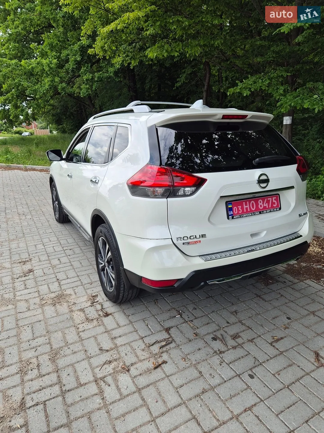 2017 Nissan Rogue - мініатюра 8