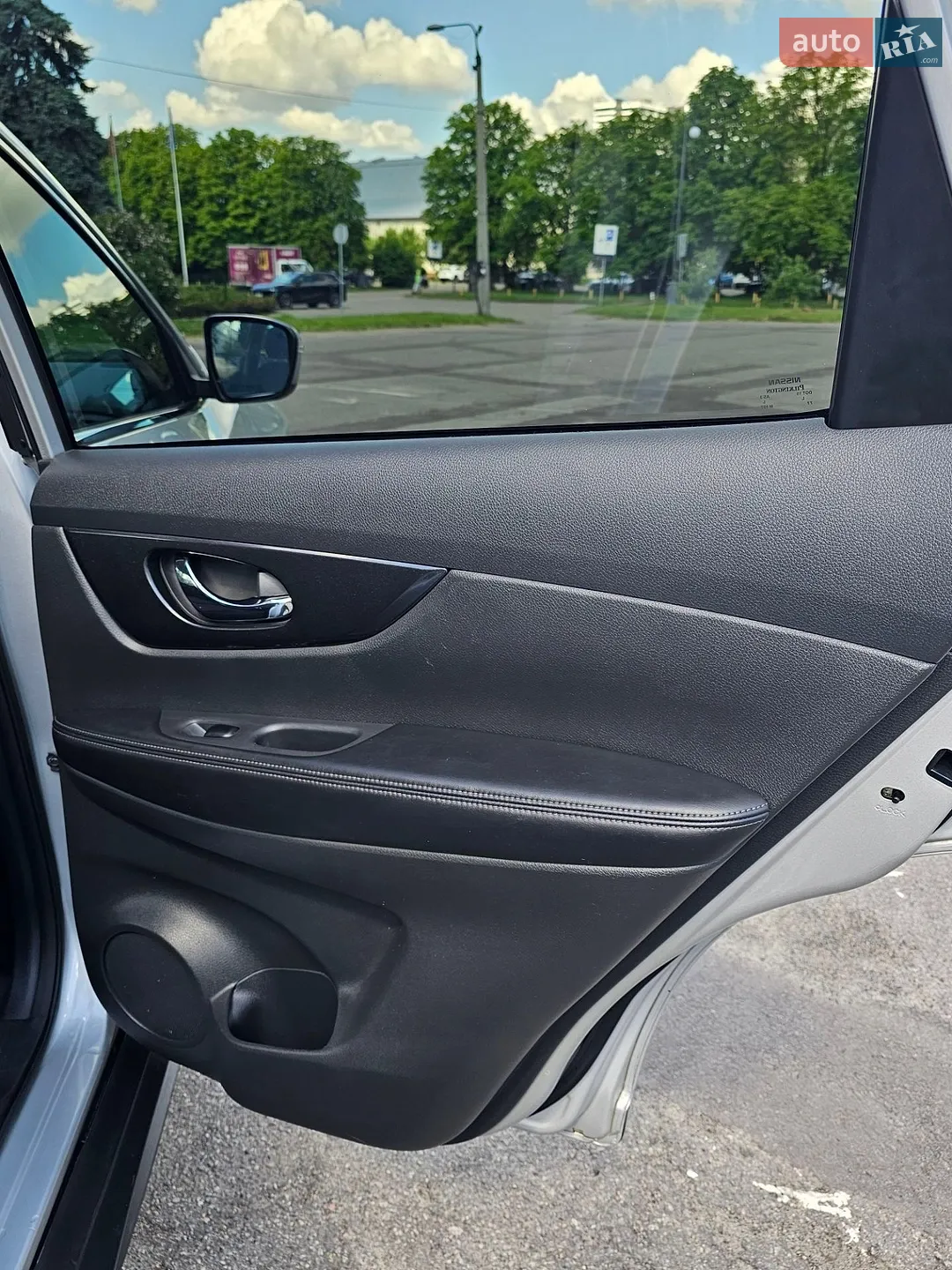 2017 Nissan Rogue - мініатюра 15