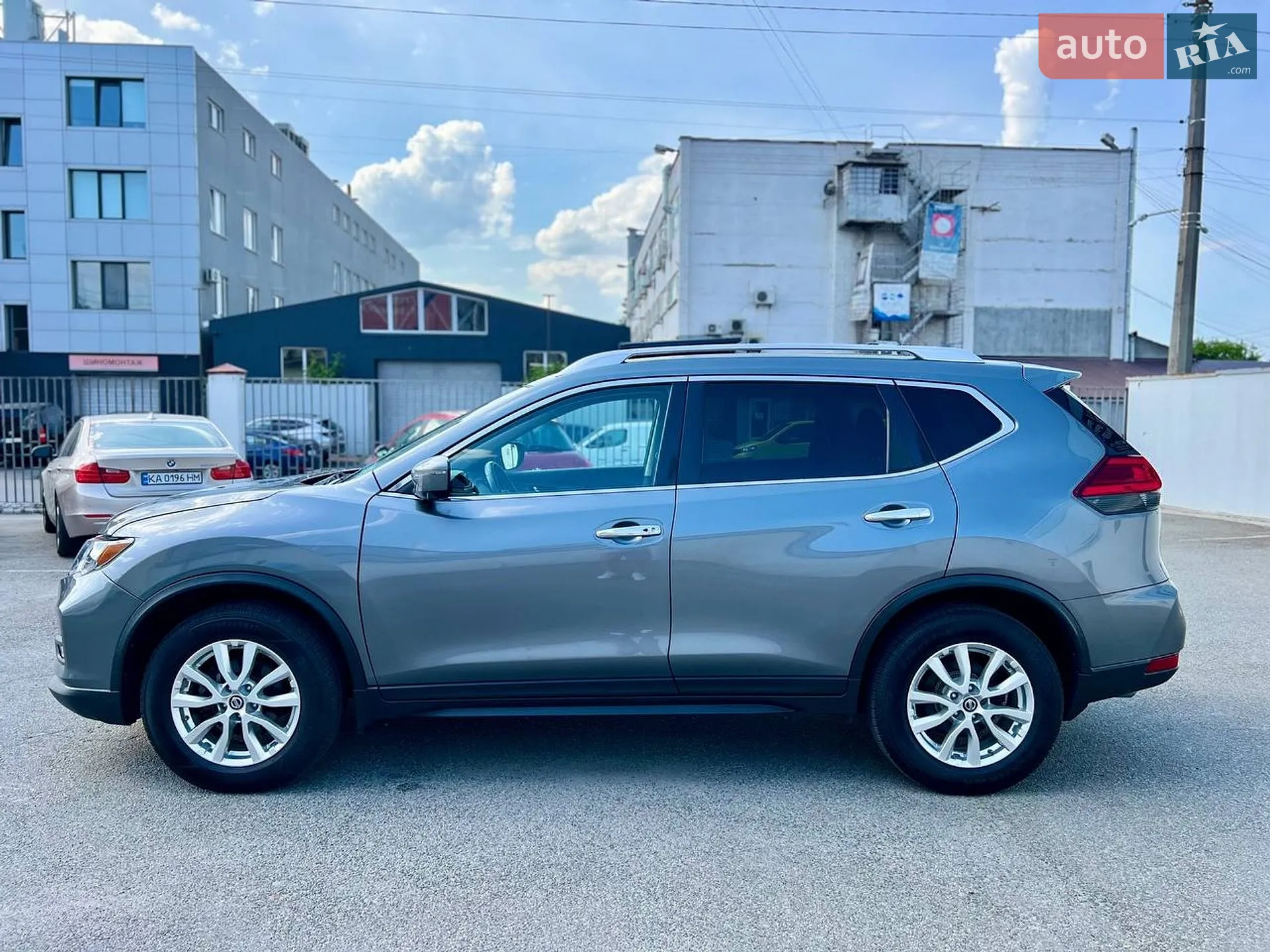 2016 Nissan Rogue - мініатюра 2
