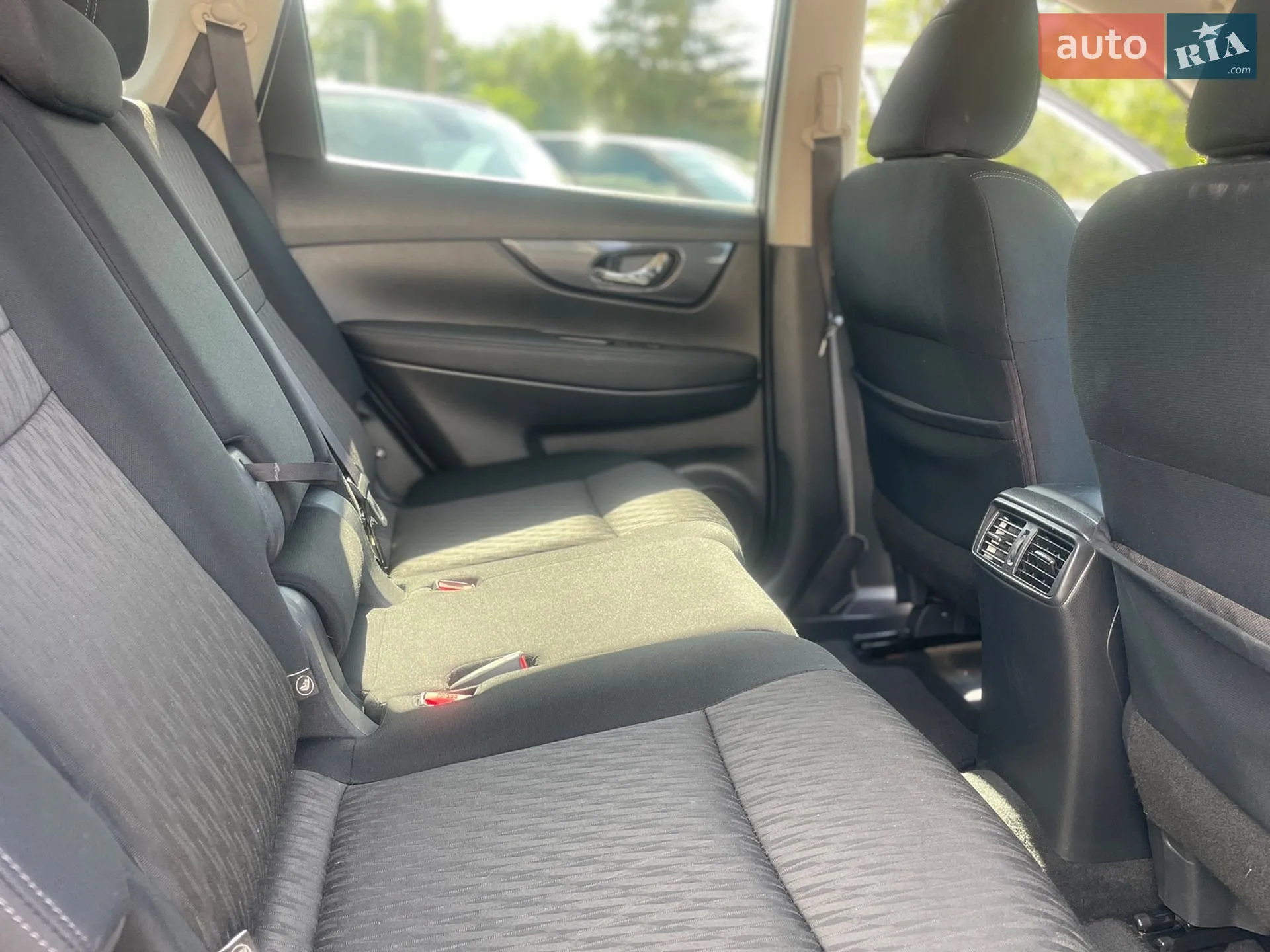2017 Nissan Rogue - мініатюра 10