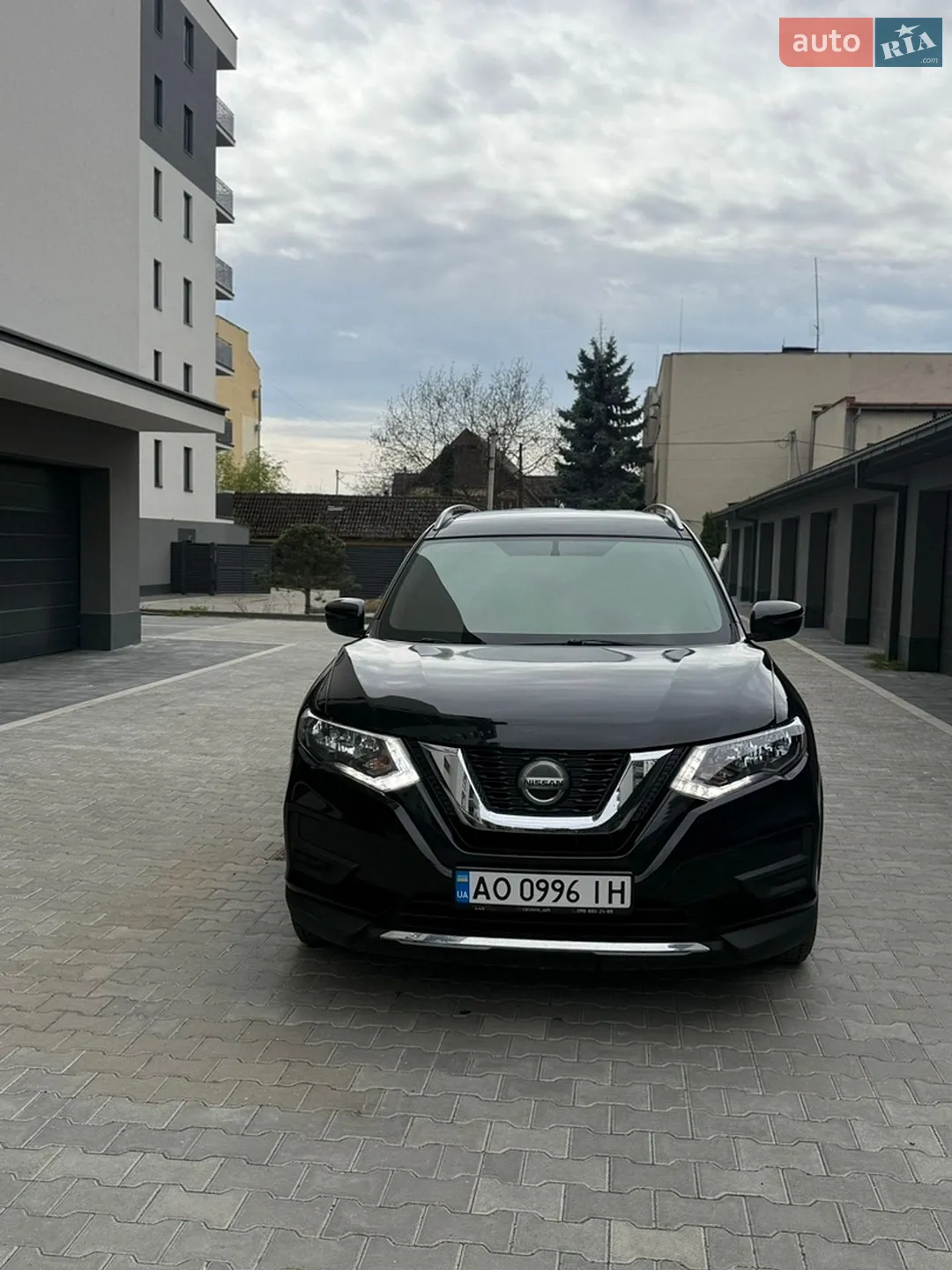 2018 Nissan Rogue - мініатюра 2