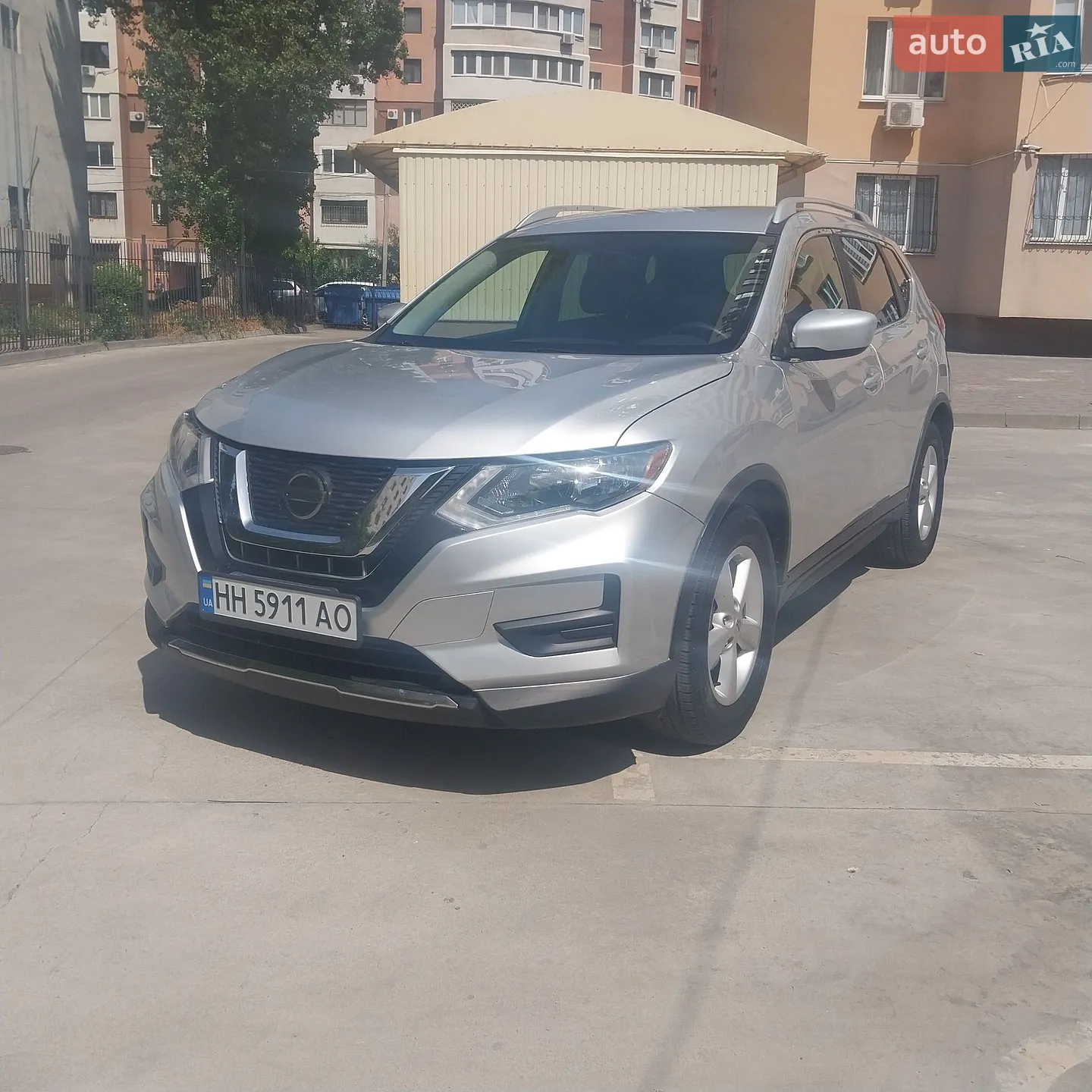 2017 Nissan Rogue - фото 1