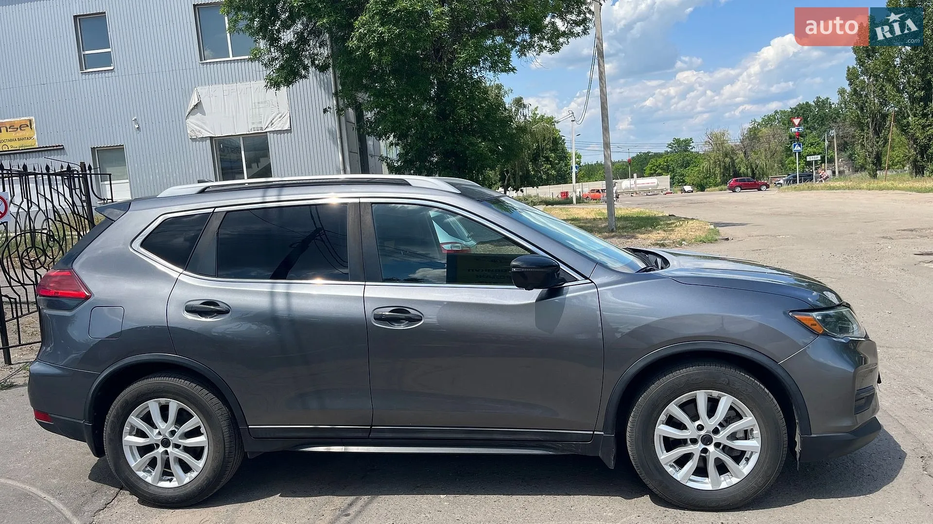2017 Nissan Rogue - мініатюра 4