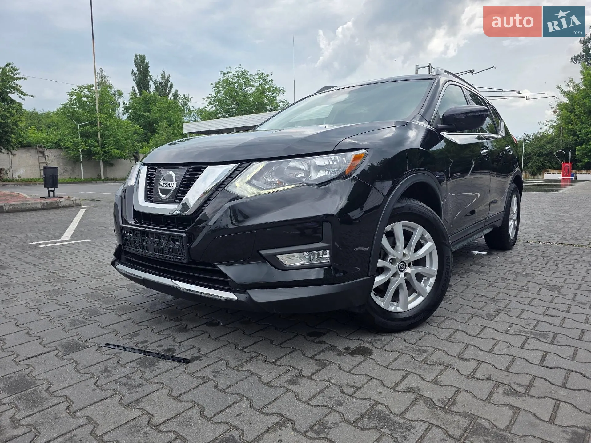2018 Nissan Rogue - фото 1