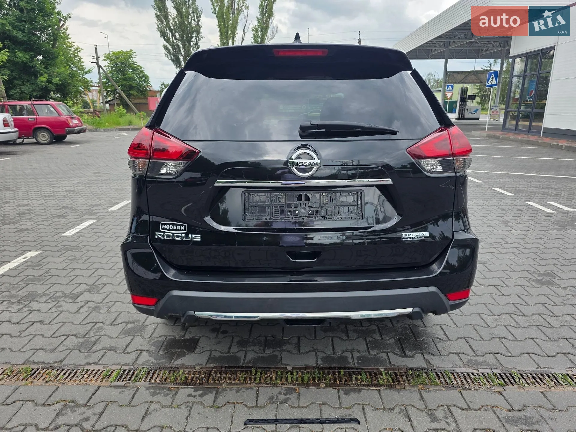 2018 Nissan Rogue - мініатюра 12