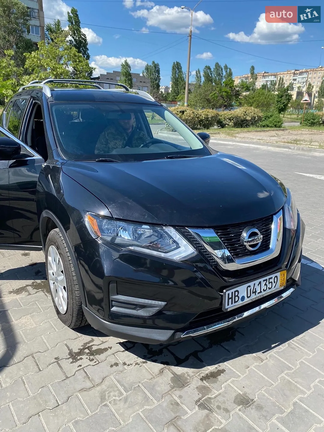 2017 Nissan Rogue - мініатюра 2