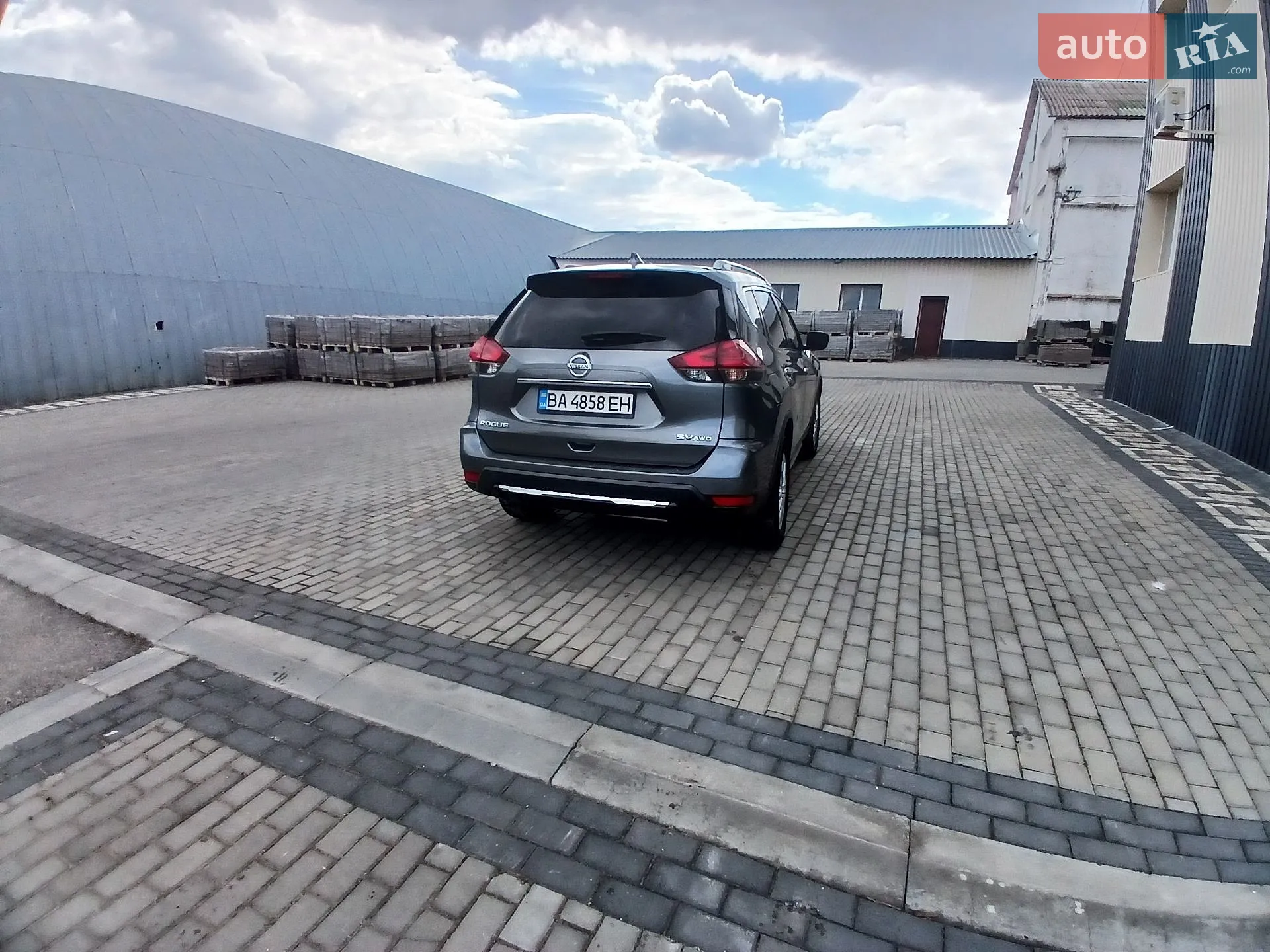 2018 Nissan Rogue - мініатюра 14