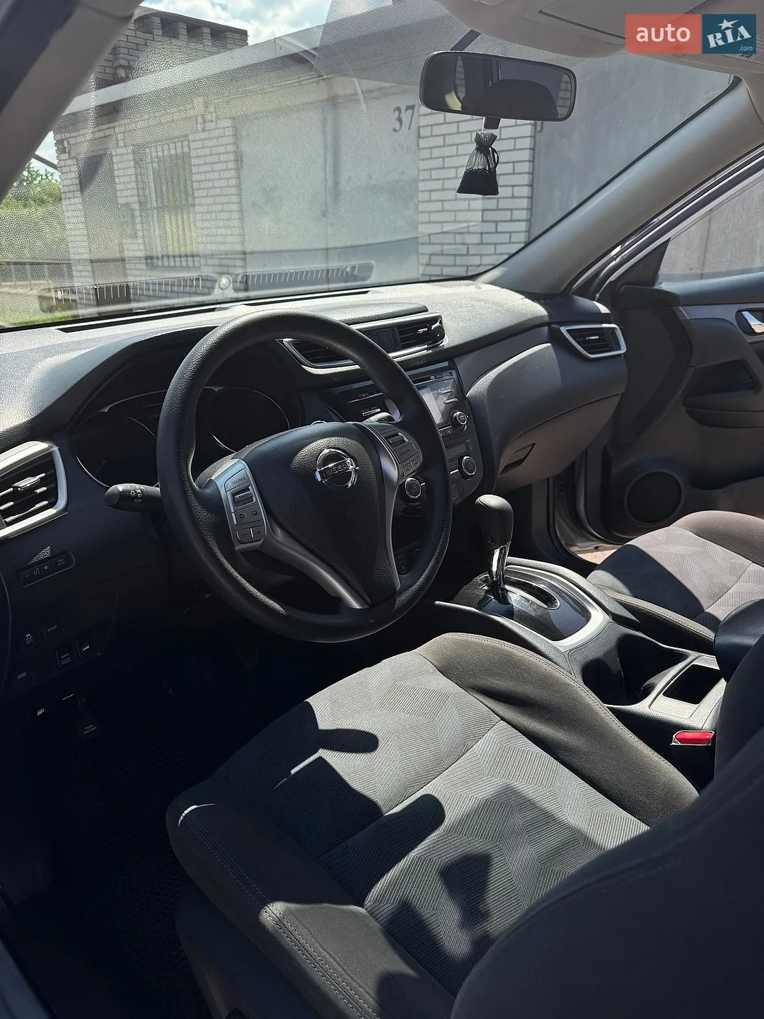 2015 Nissan Rogue - мініатюра 16
