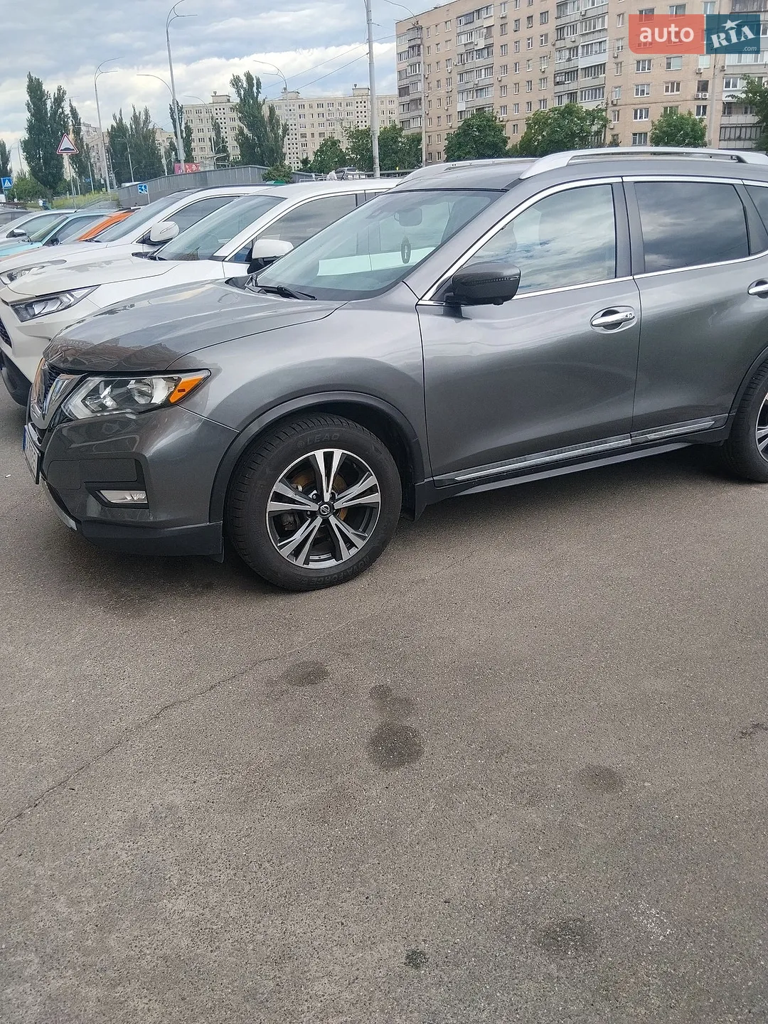 2018 Nissan Rogue - мініатюра 2