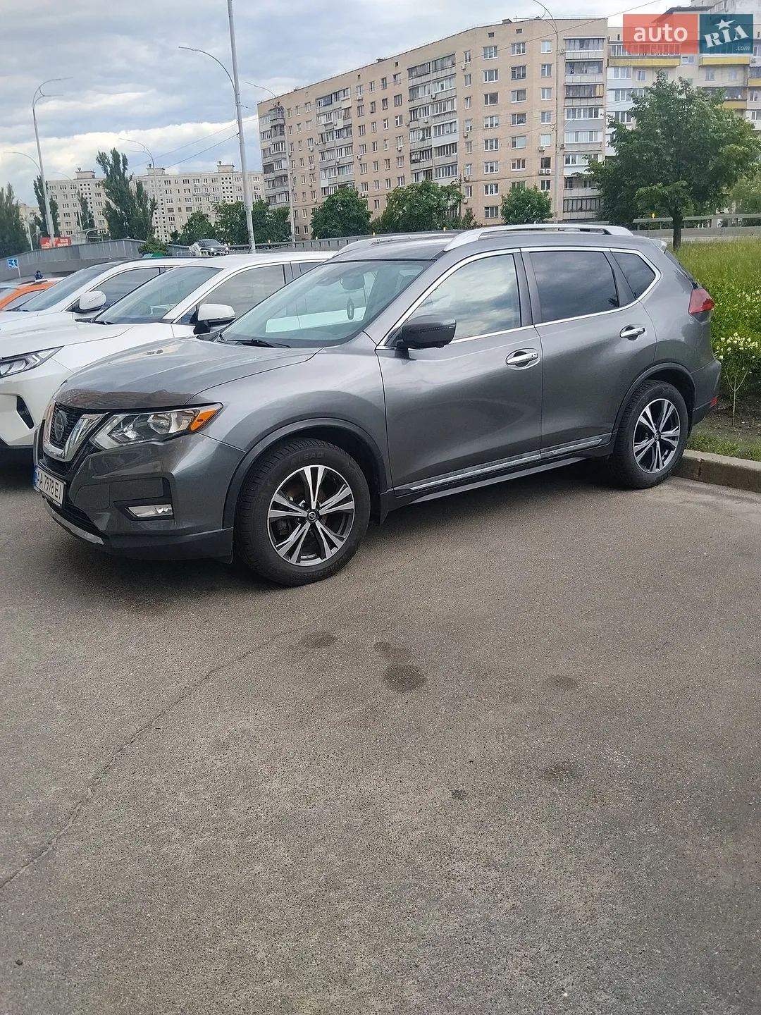 2018 Nissan Rogue - мініатюра 16