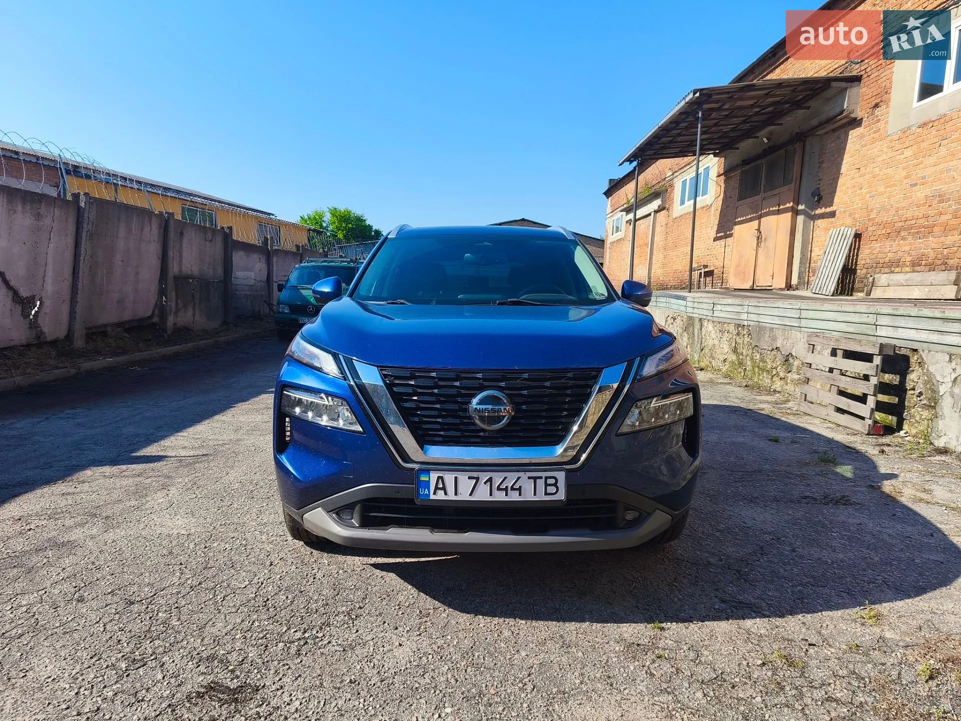 2021 Nissan Rogue - фото 1