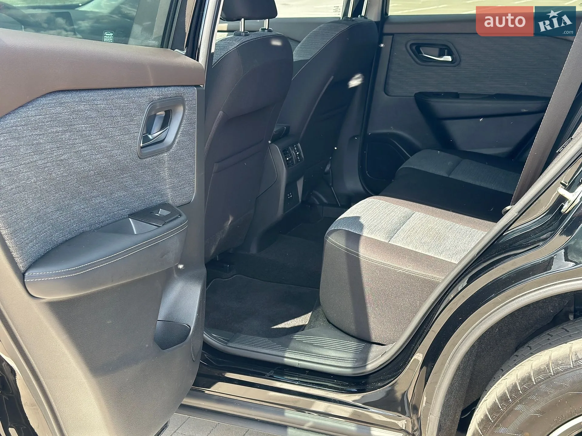 2020 Nissan Rogue - мініатюра 24