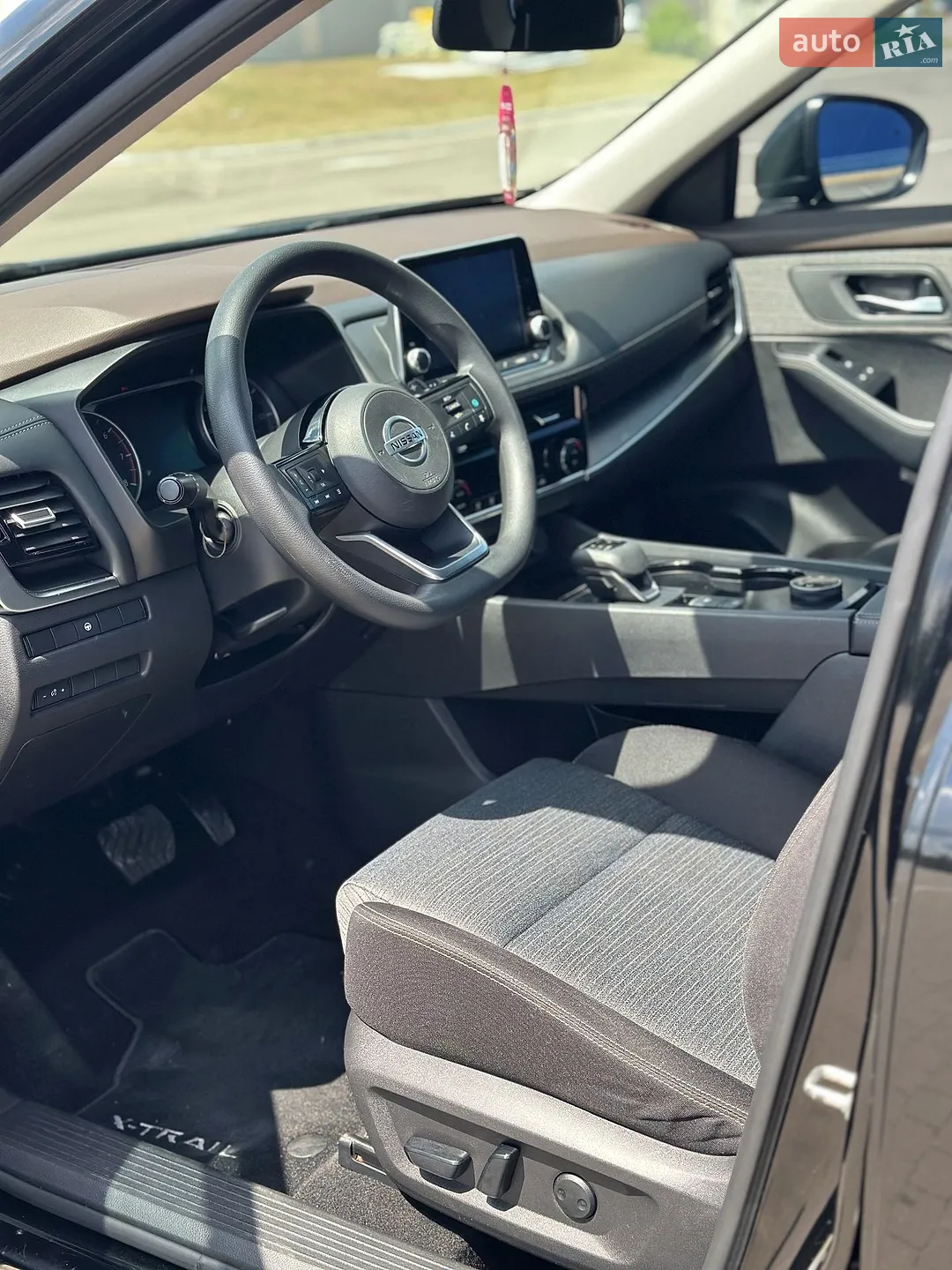 2020 Nissan Rogue - мініатюра 15
