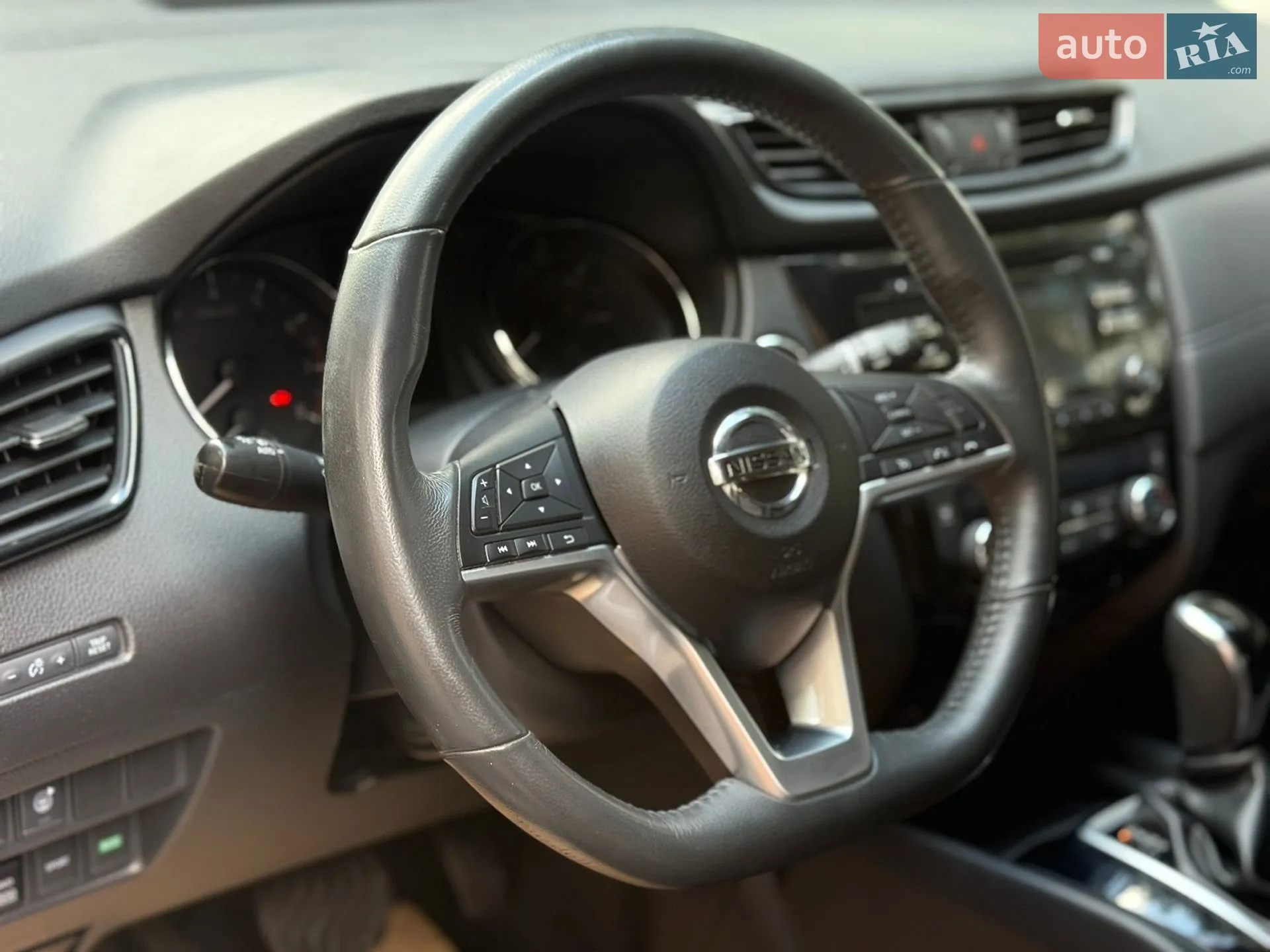 2018 Nissan Rogue - мініатюра 26